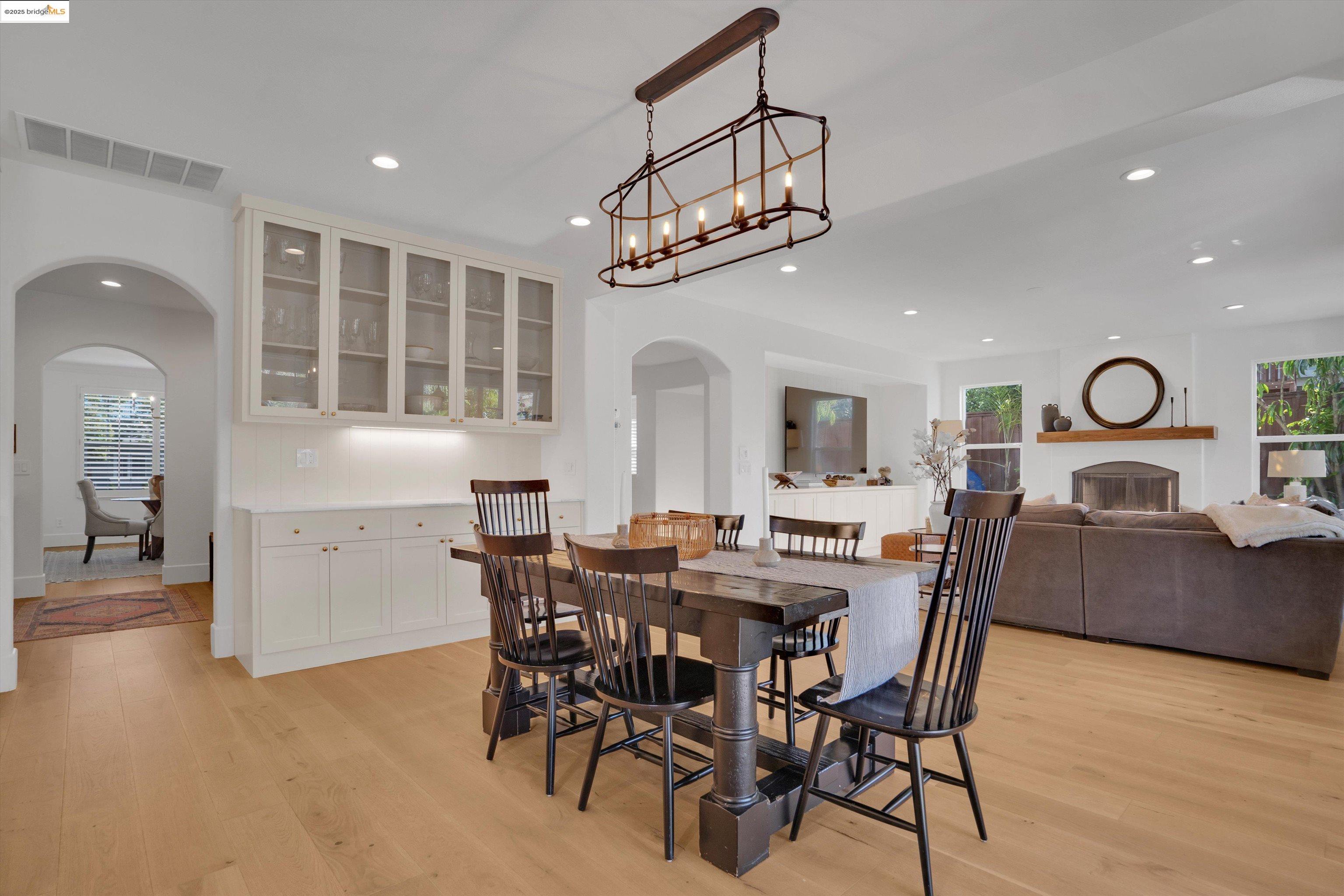 905 Rutherford Cir