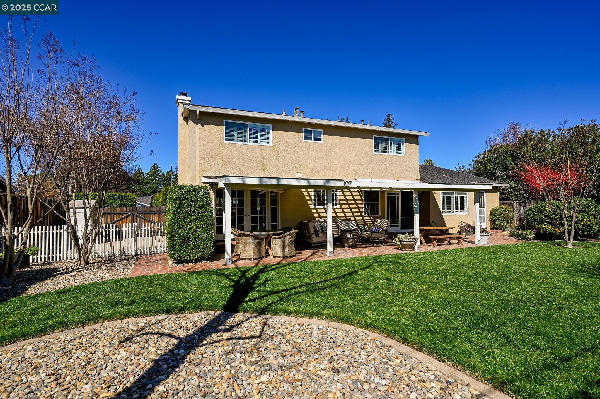 1756 Bishop Dr