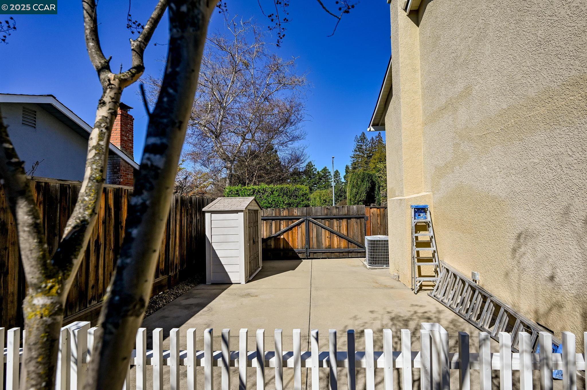 1756 Bishop Dr