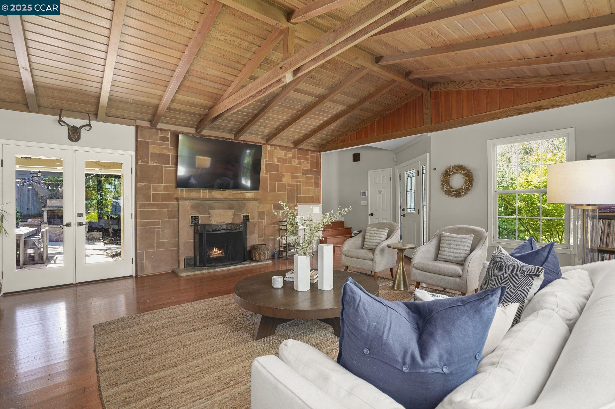 2489 Encinal Drive