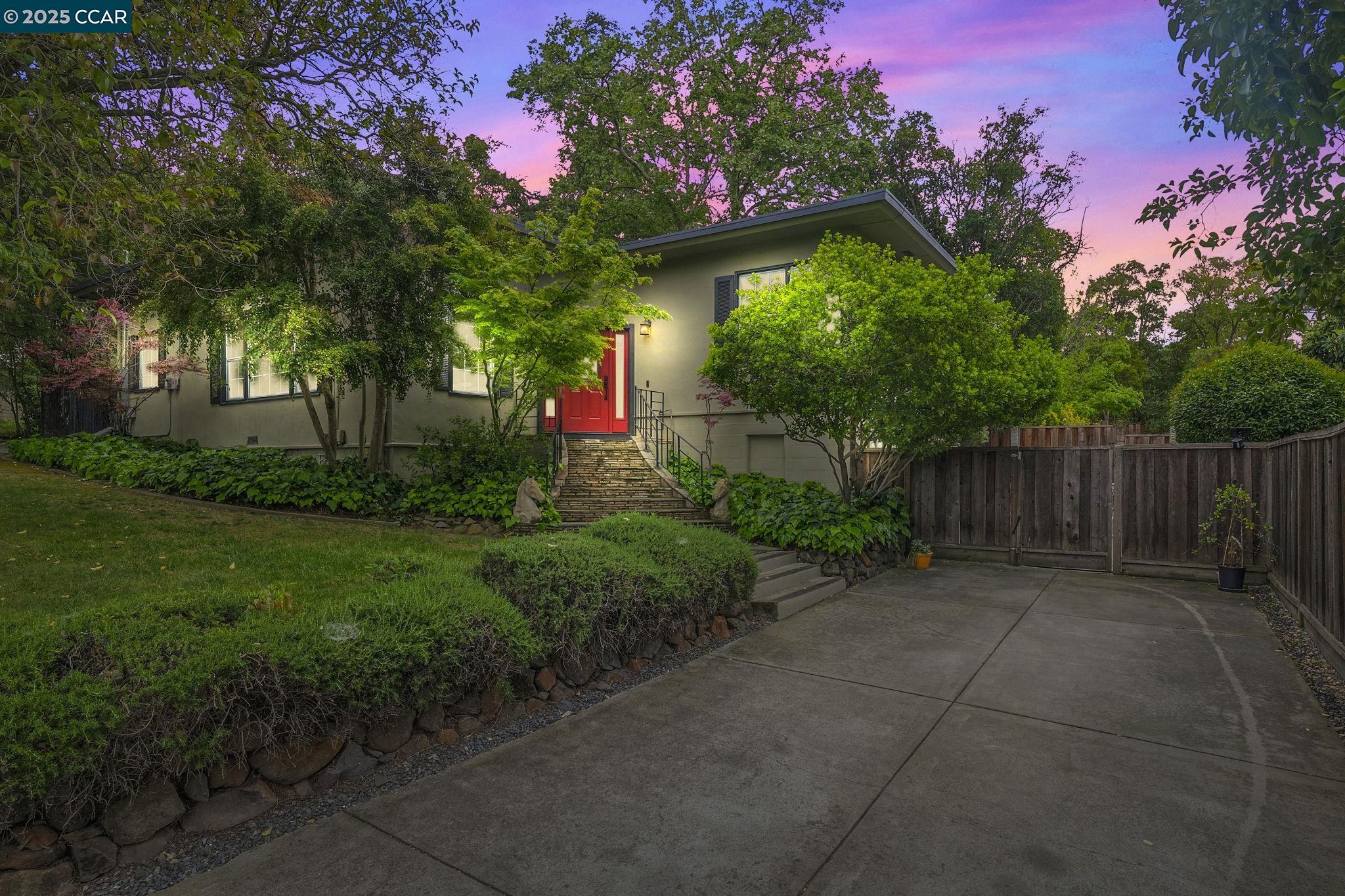 2489 Encinal Drive