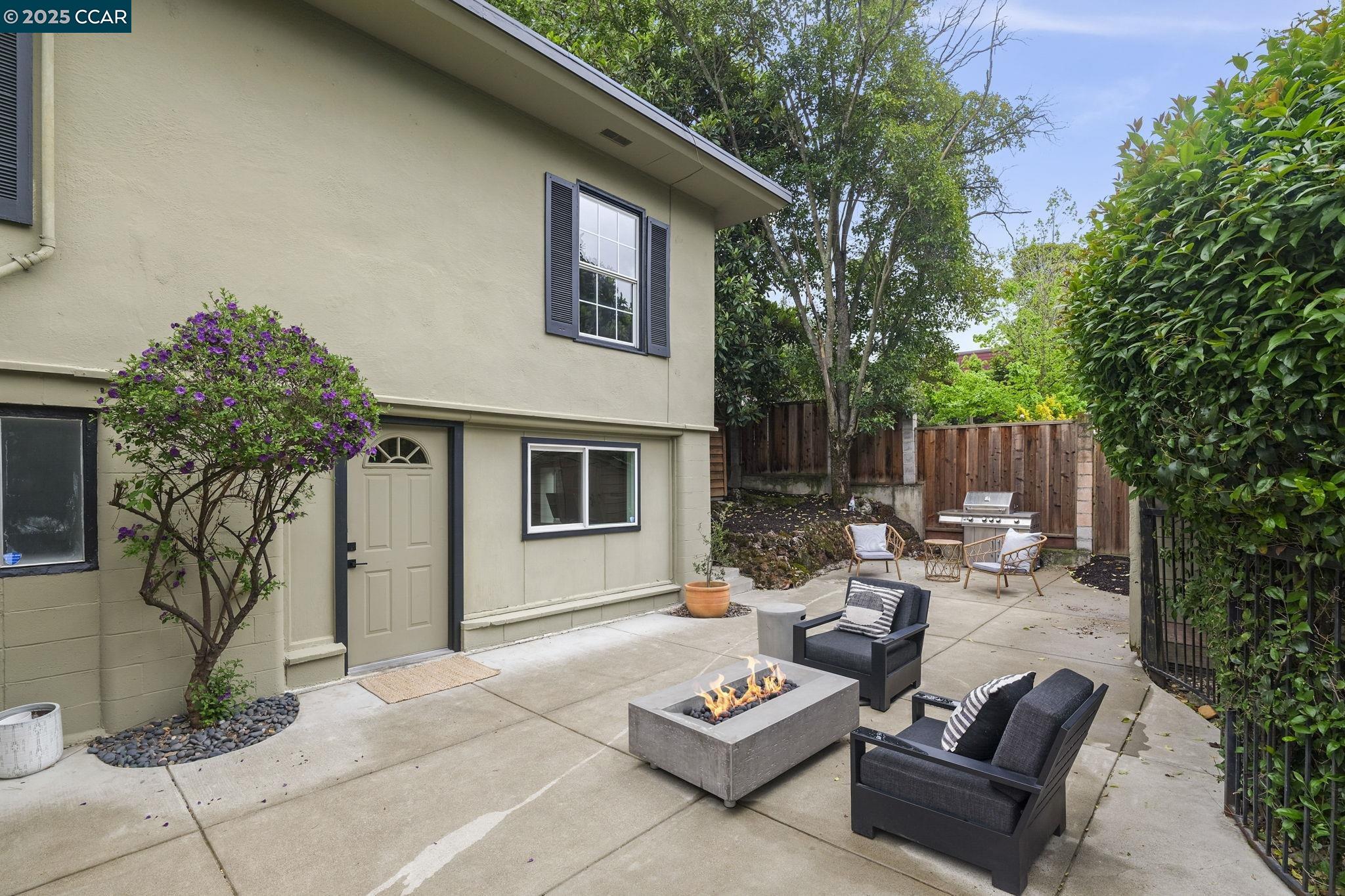 2489 Encinal Drive