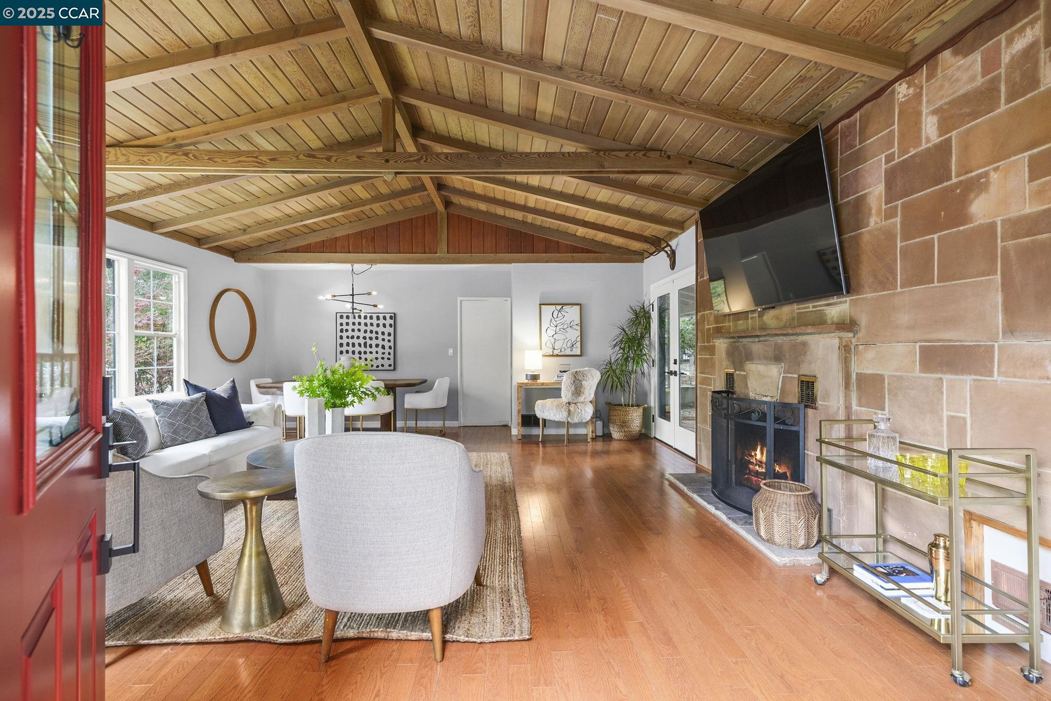 2489 Encinal Drive