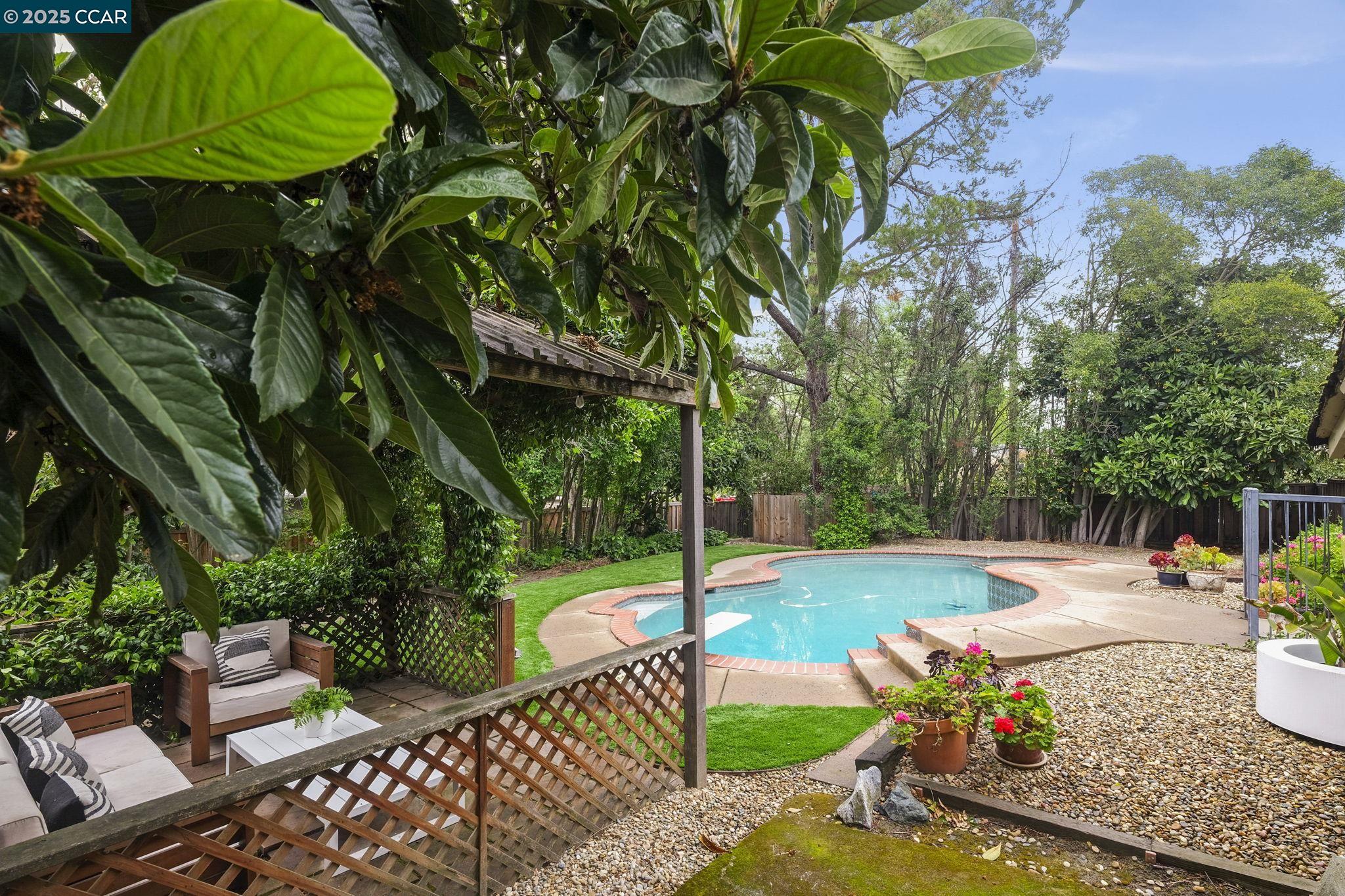 2489 Encinal Drive