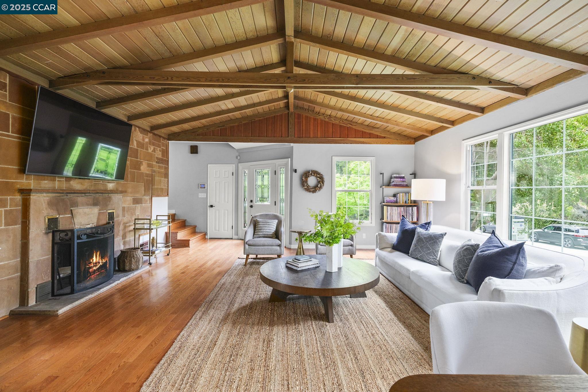 2489 Encinal Drive