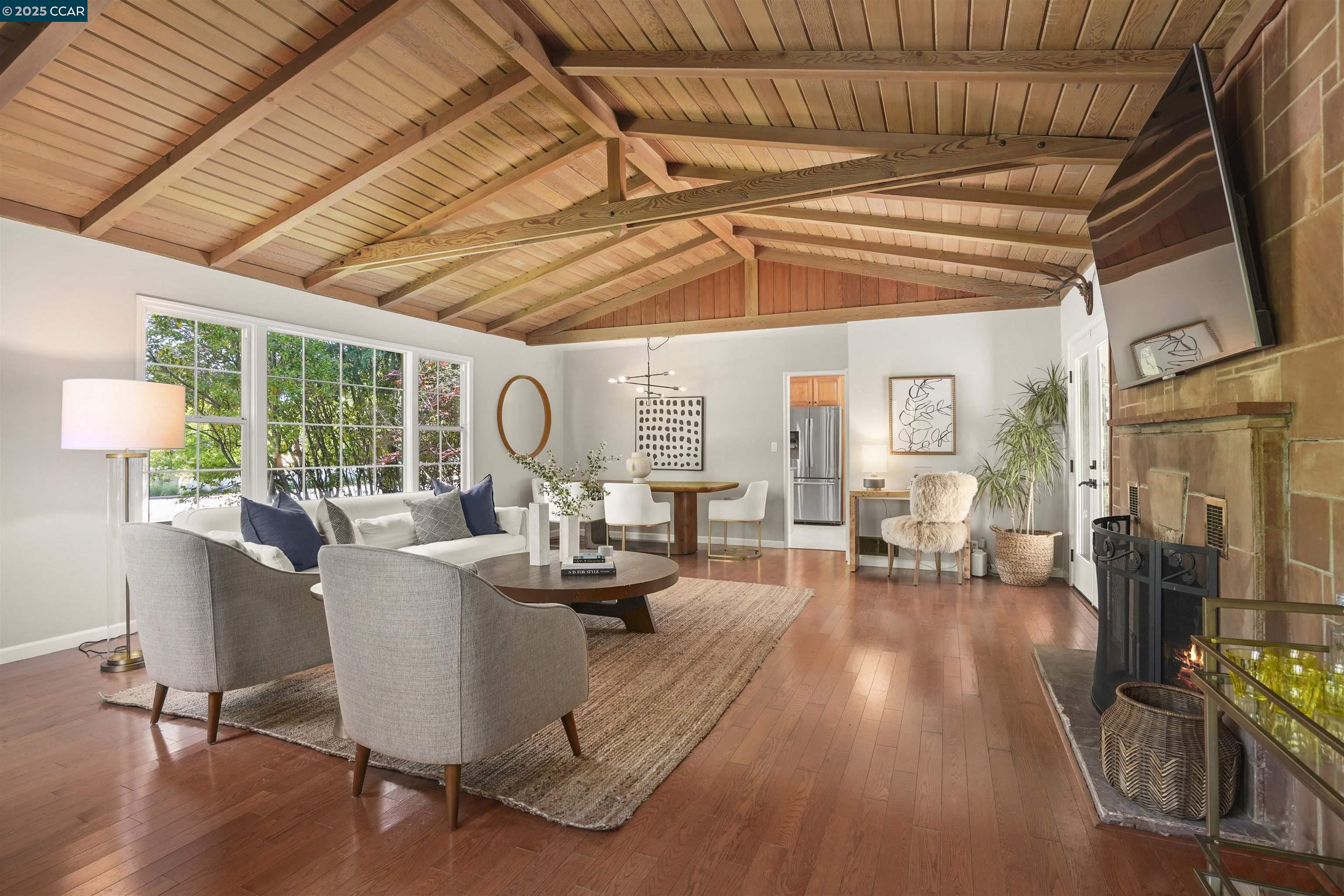 2489 Encinal Drive
