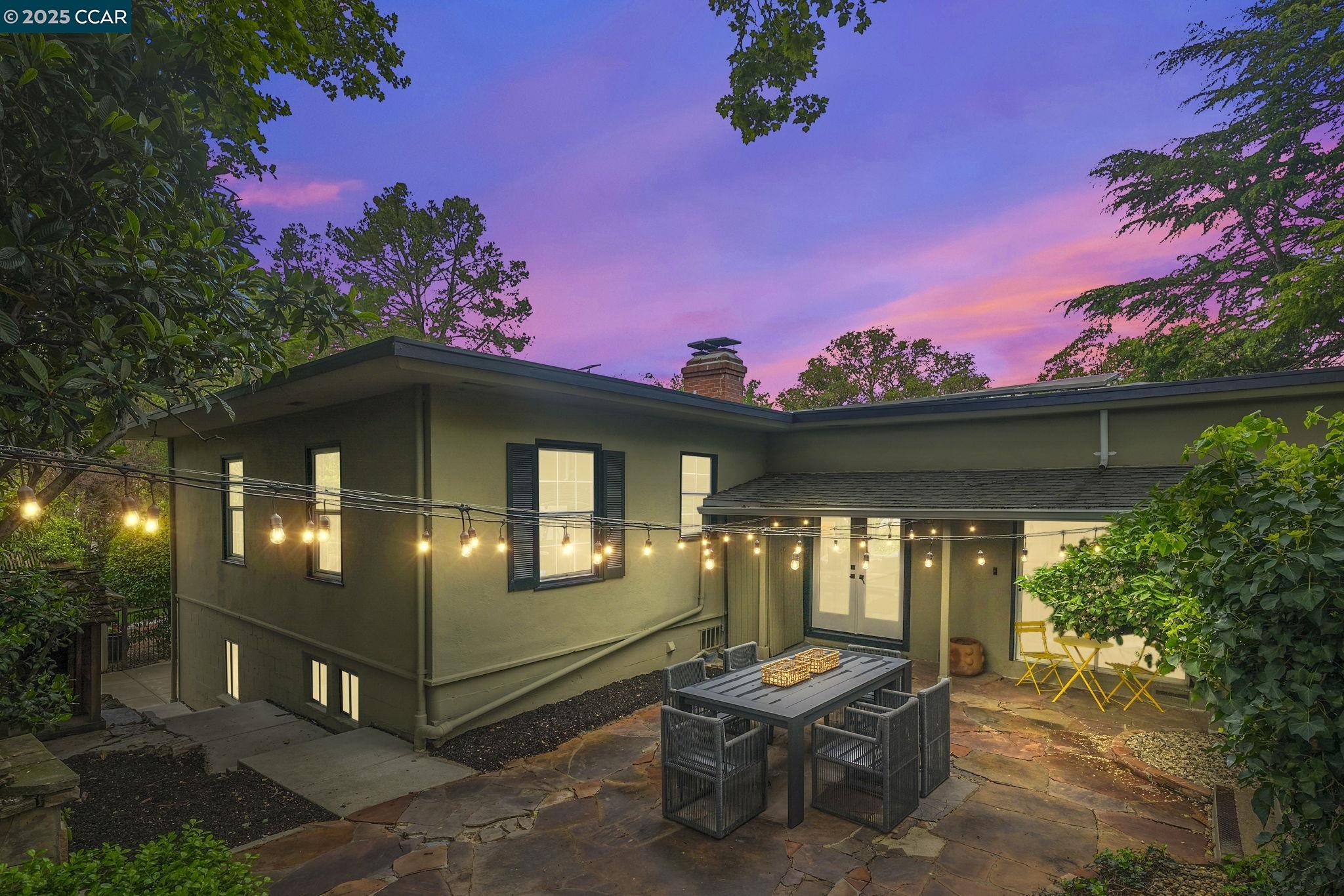 2489 Encinal Drive