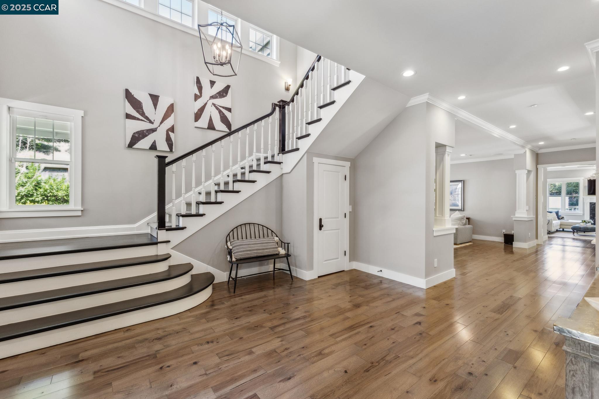 271 Lark Ln