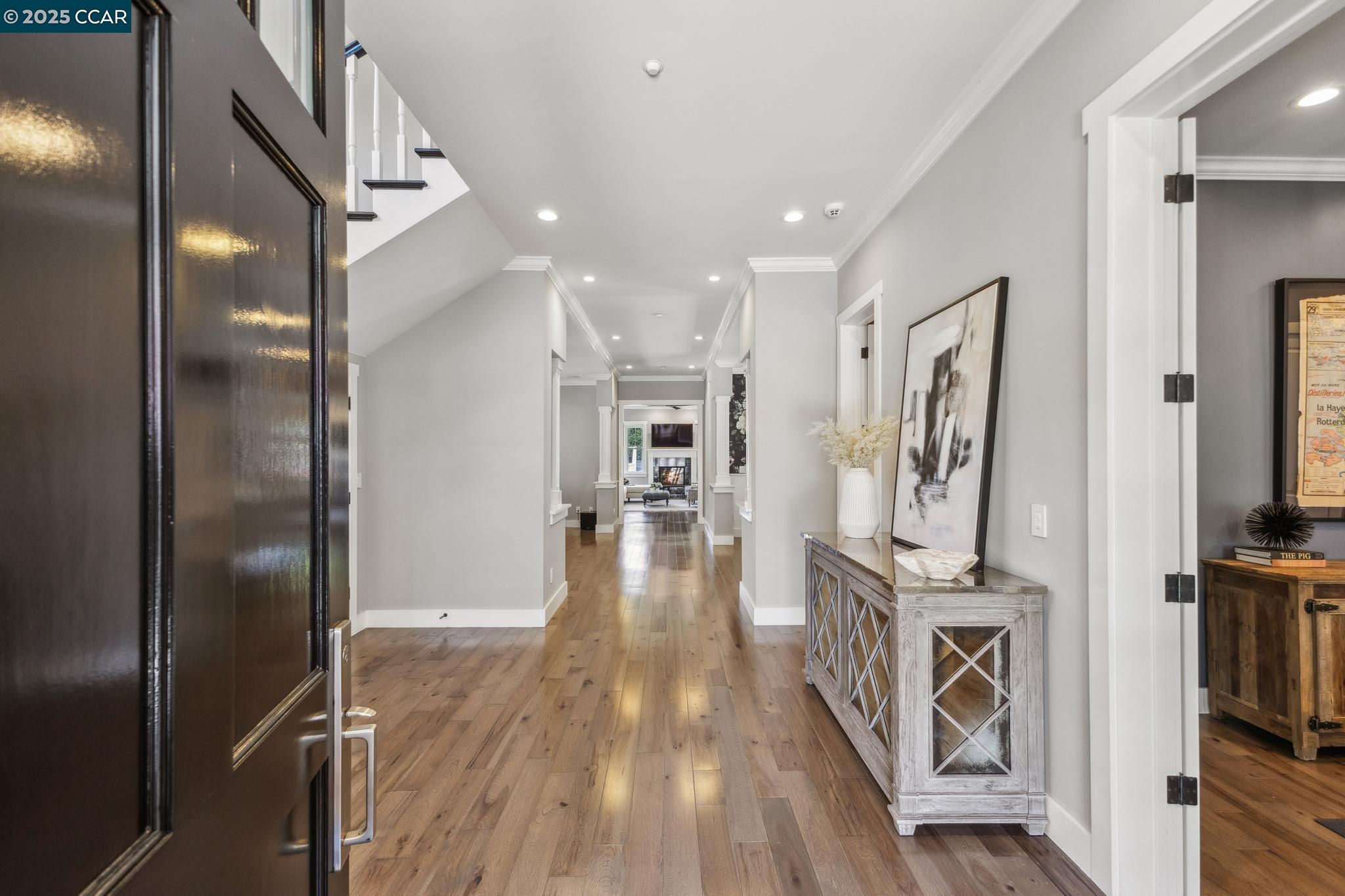 271 Lark Ln