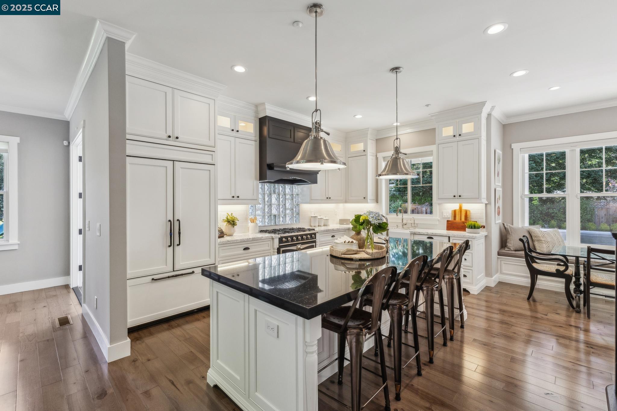 271 Lark Ln