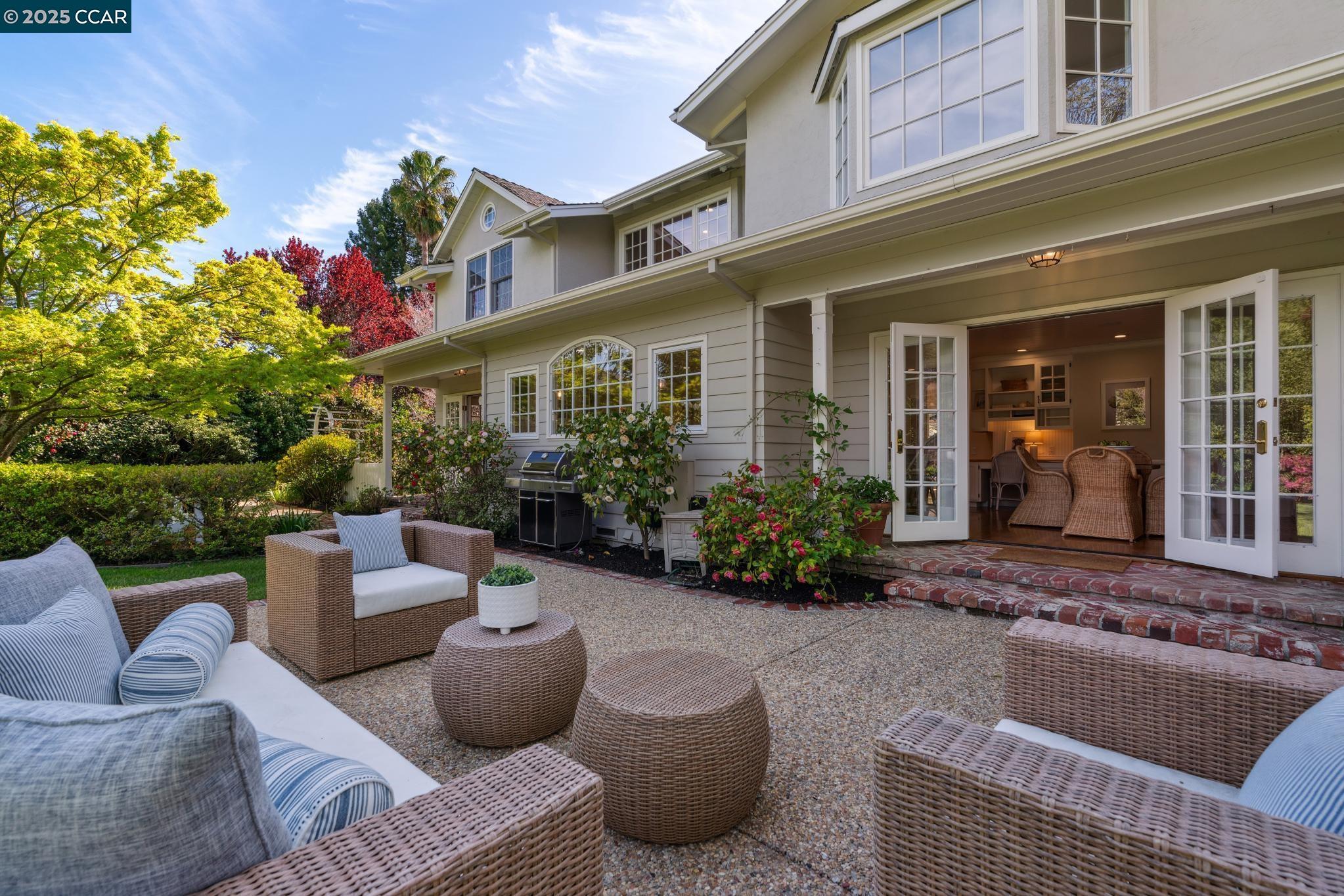 33 Juniper Way