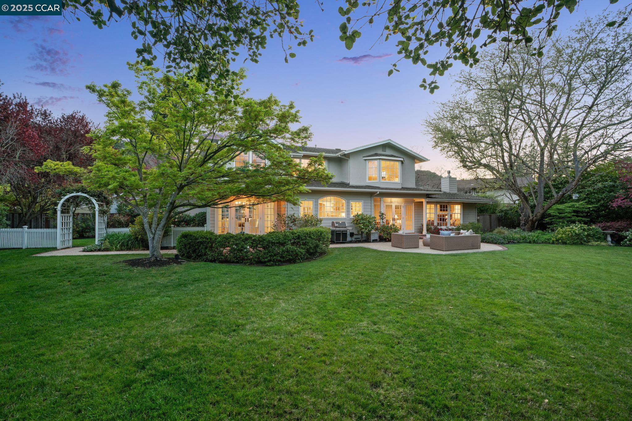 33 Juniper Way