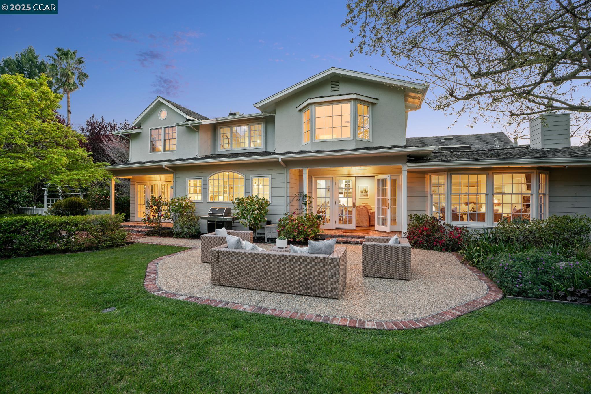33 Juniper Way