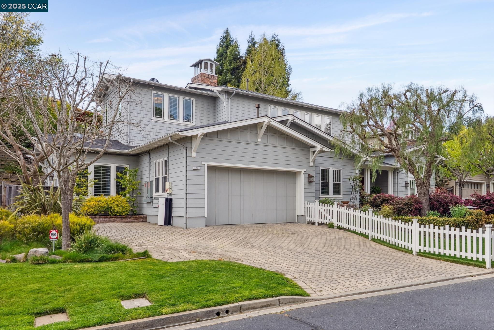 9 Avila Ln