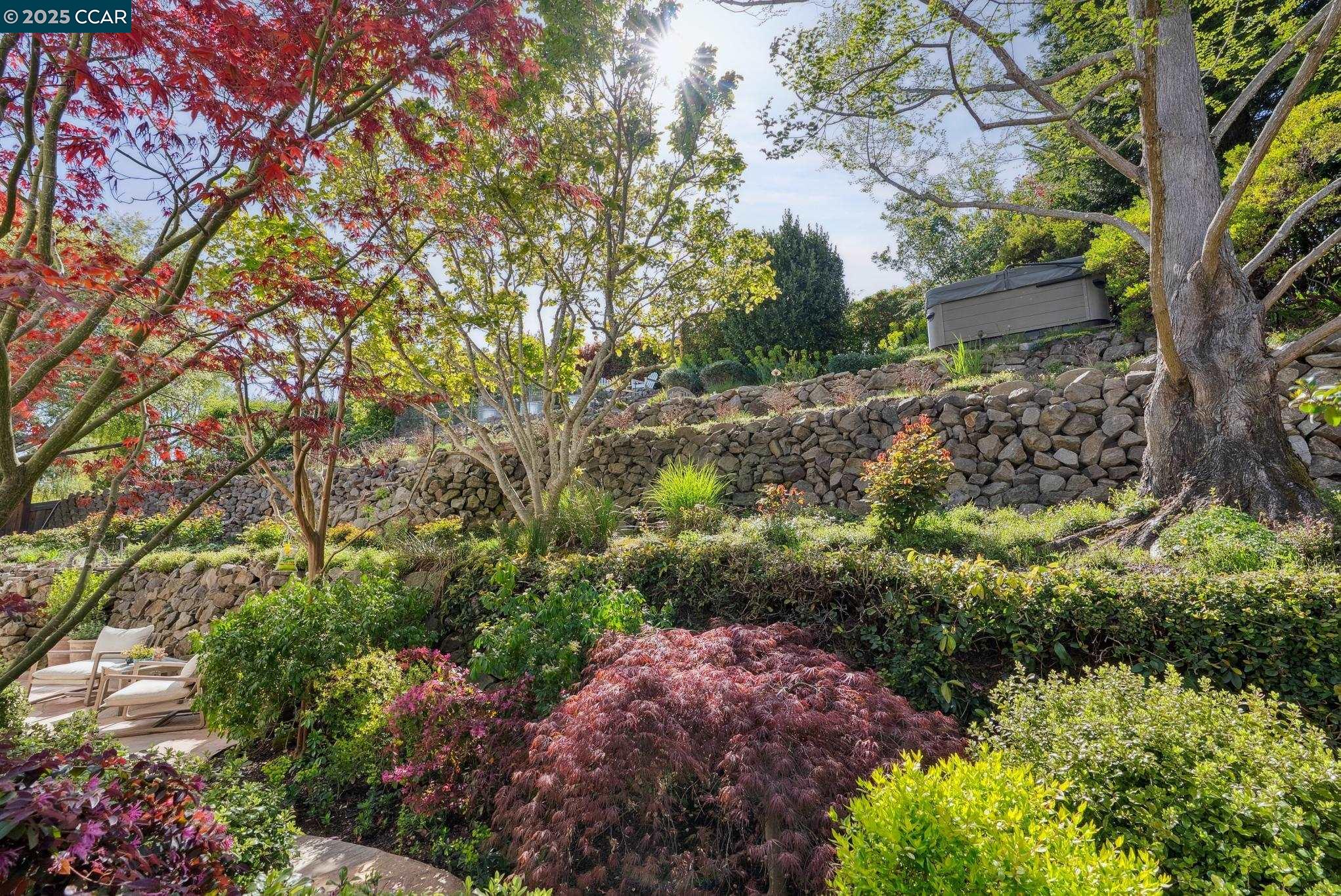 9 Avila Ln