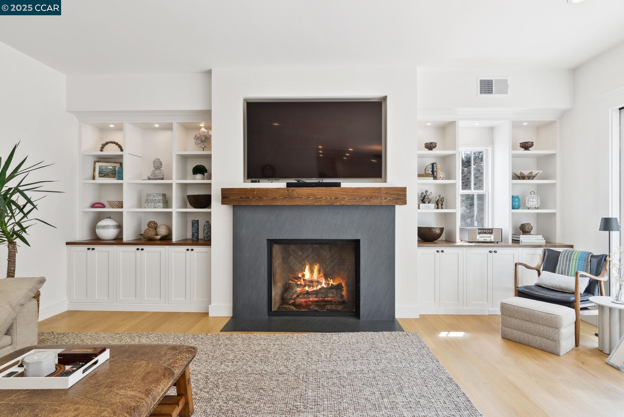 9 Avila Ln
