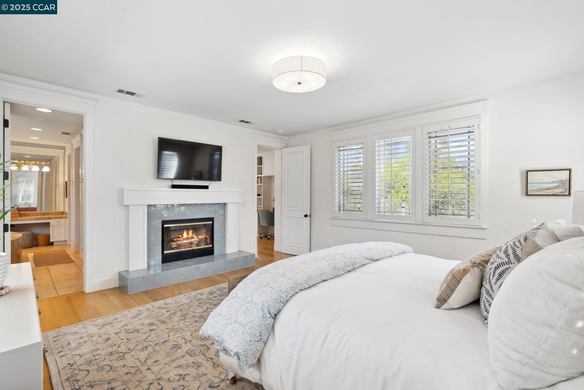 9 Avila Ln