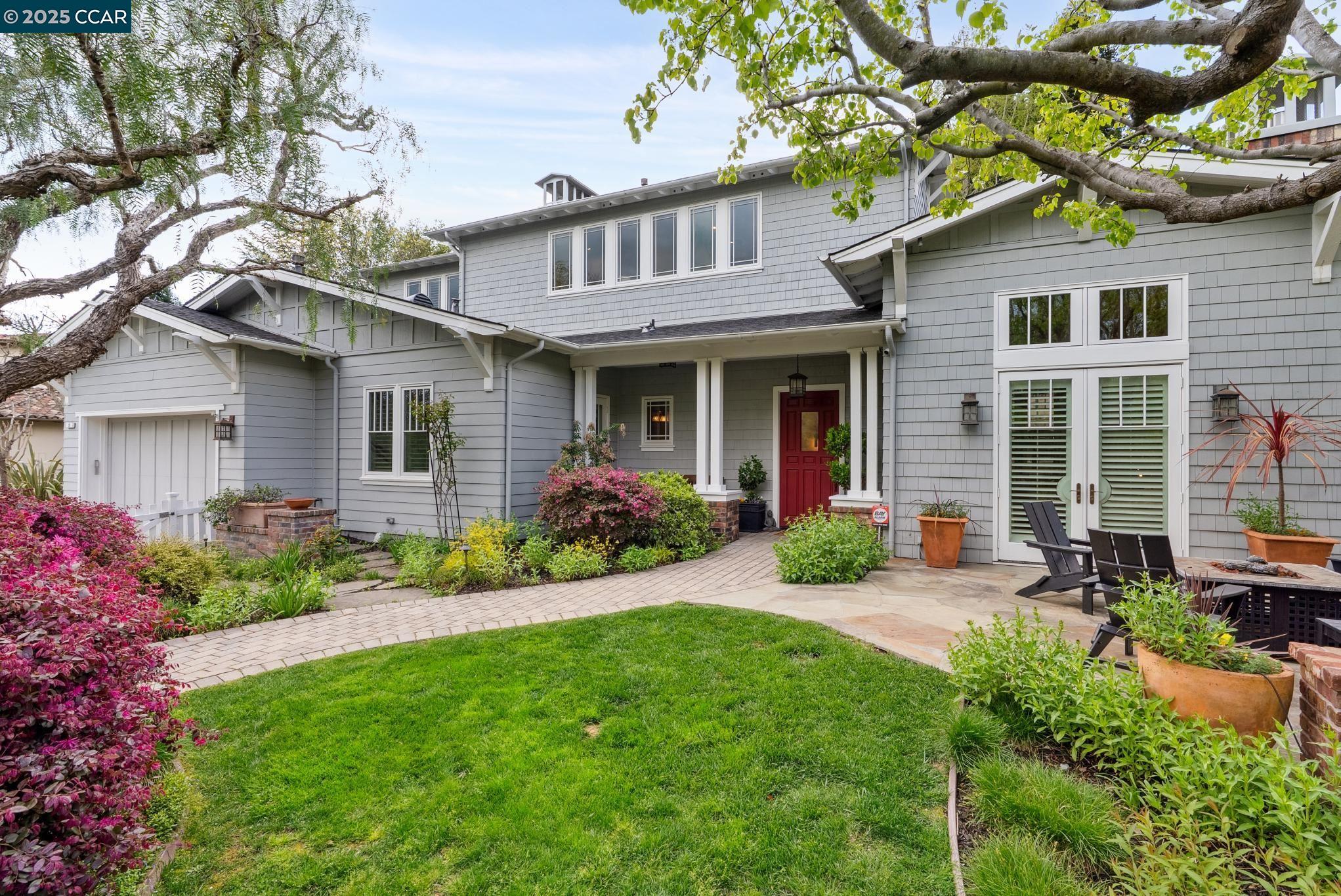 9 Avila Ln