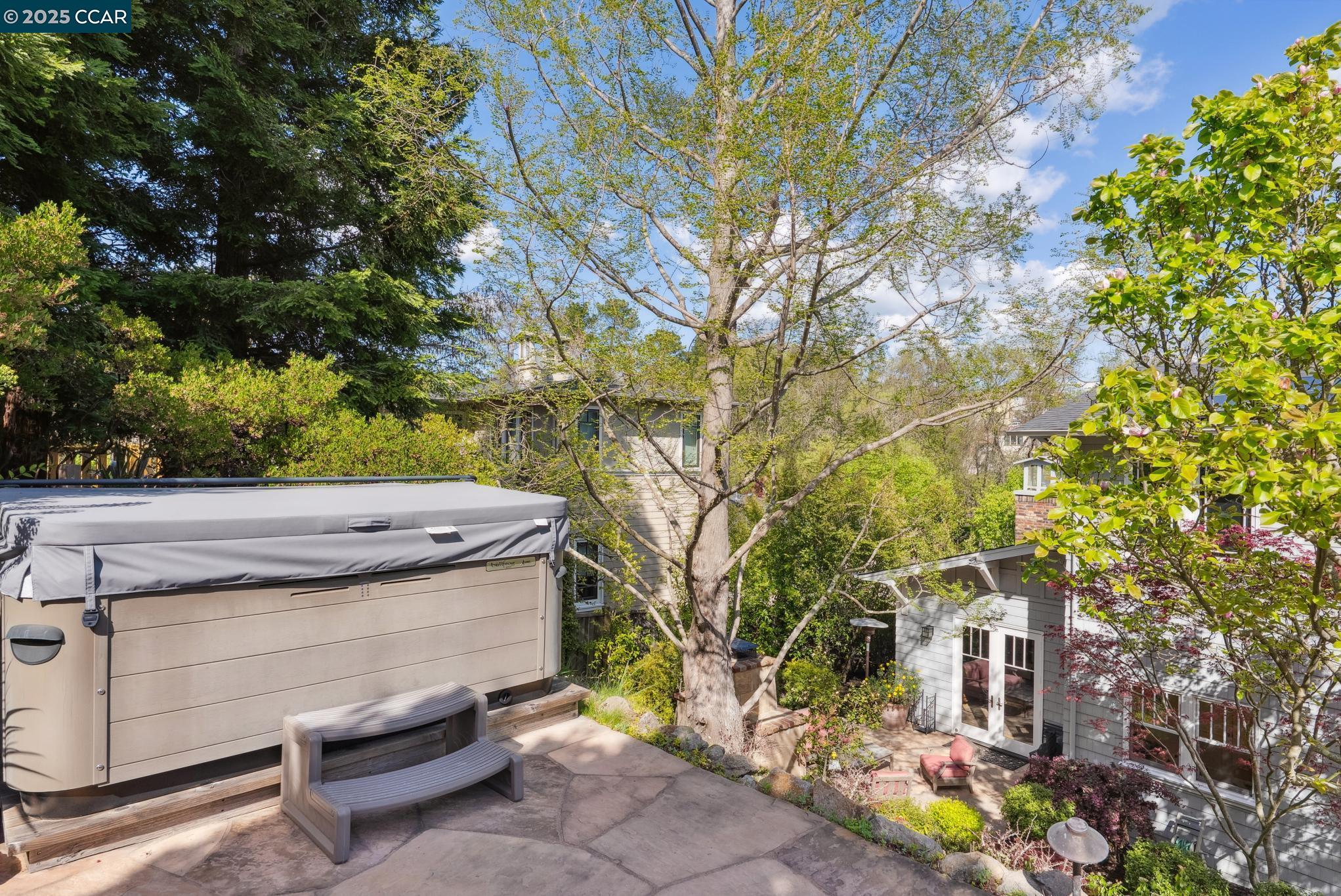 9 Avila Ln