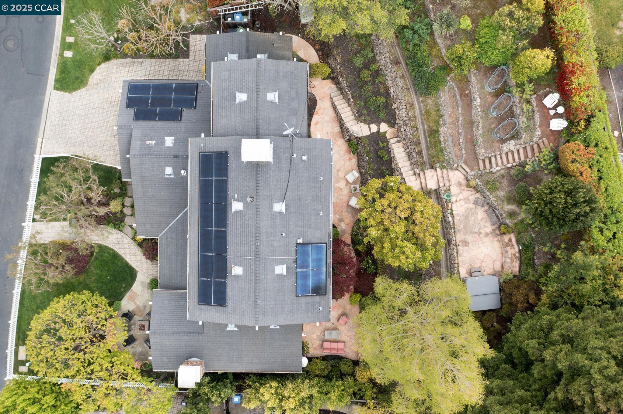 9 Avila Ln