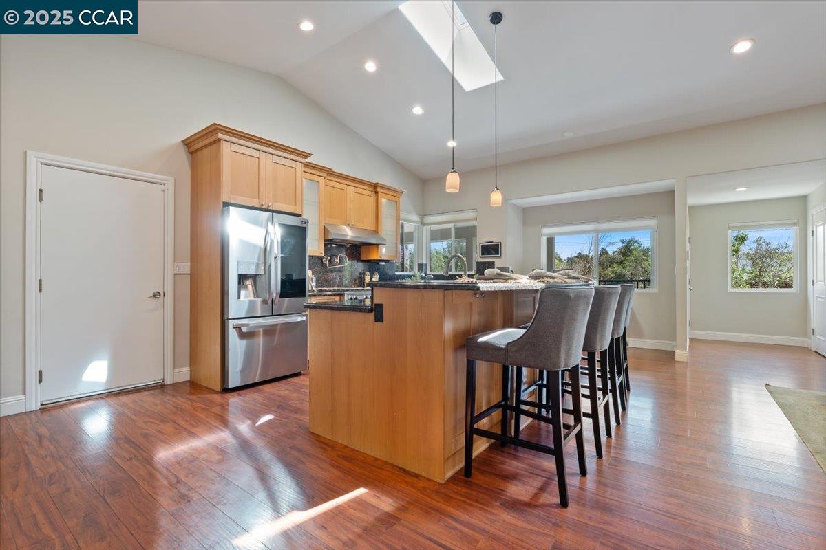 196 Midhill Rd