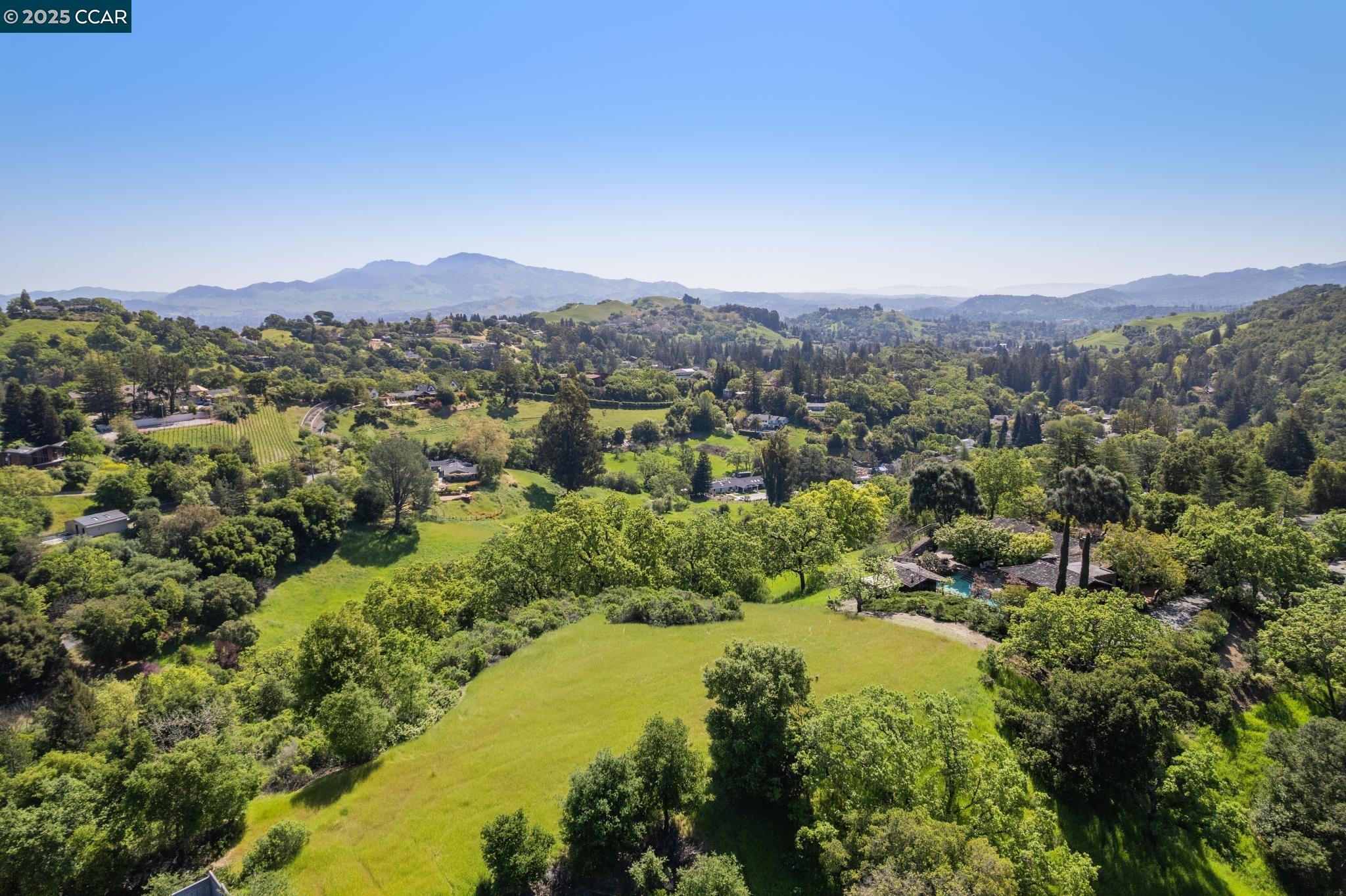 1600 Rancho Del Hambre