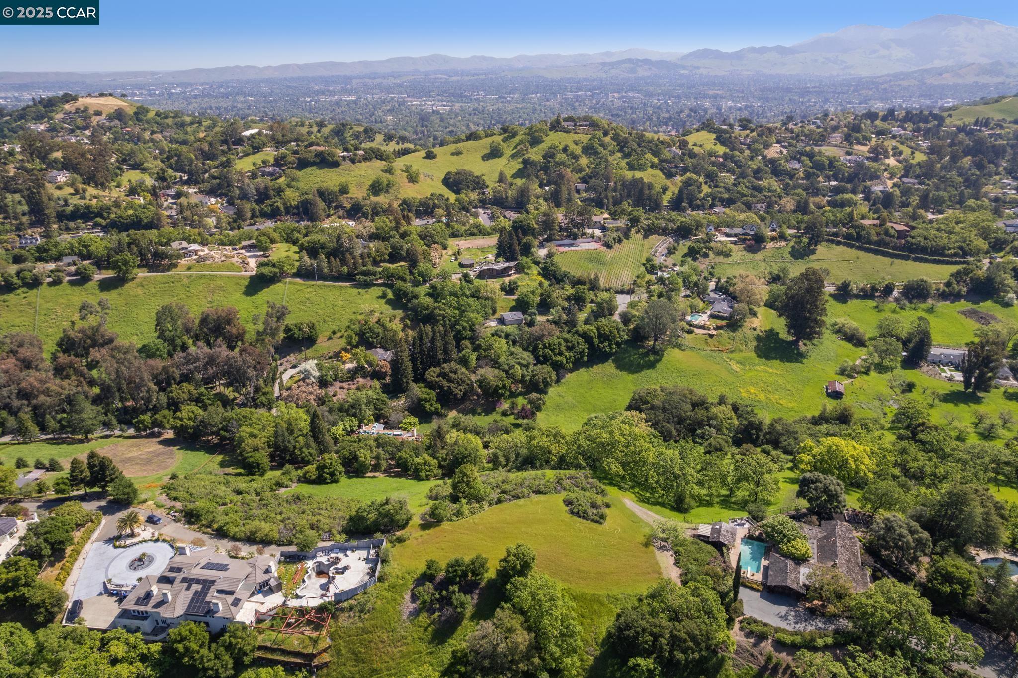 1600 Rancho Del Hambre