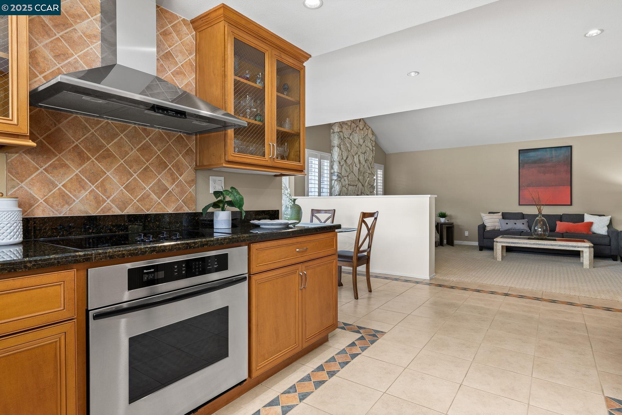 1808 Oro Valley Ct