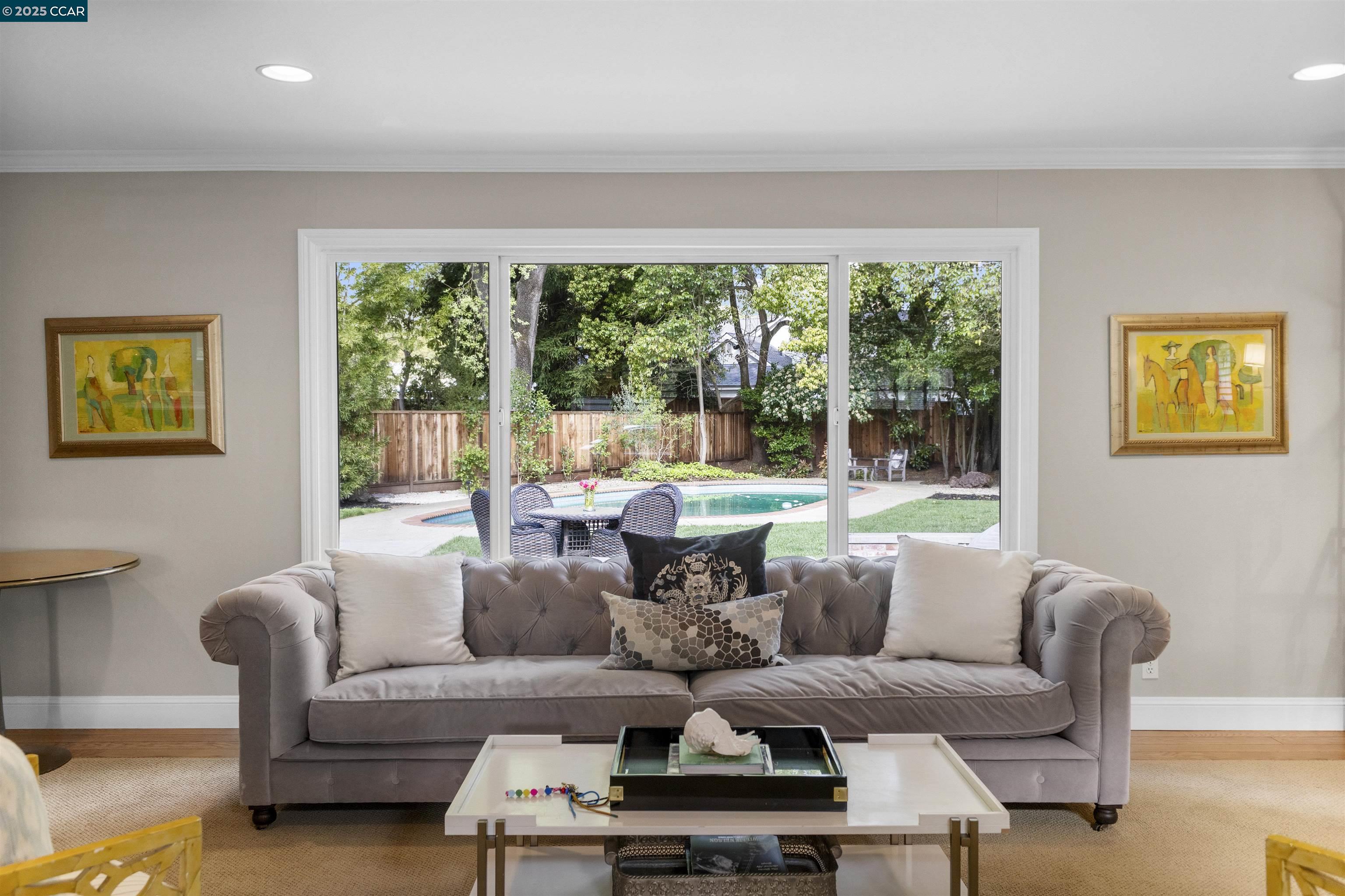 135 Glen Ct