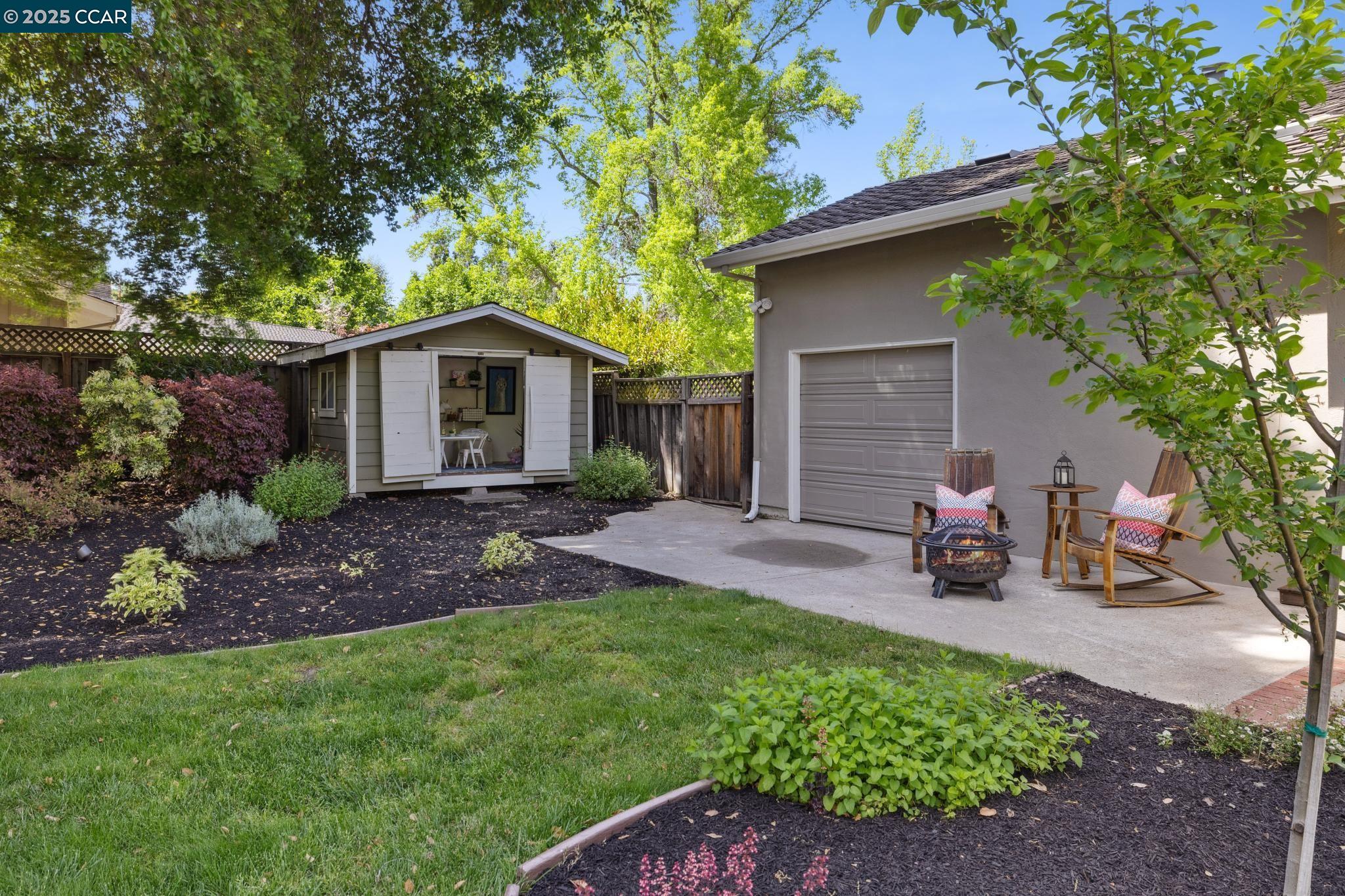 176 La Sonoma Way