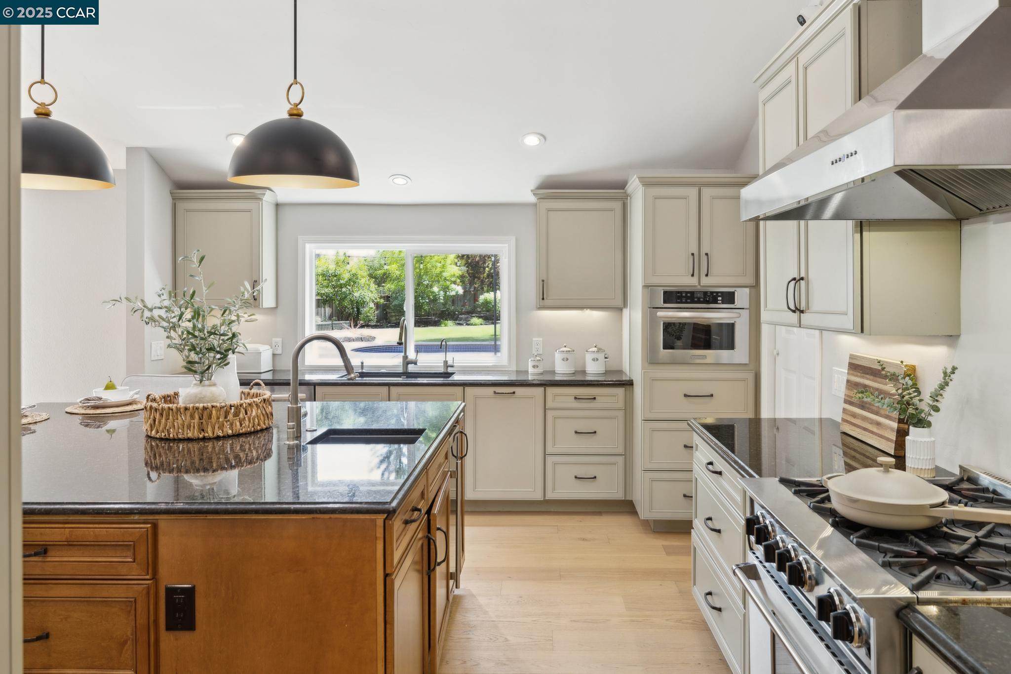 176 La Sonoma Way