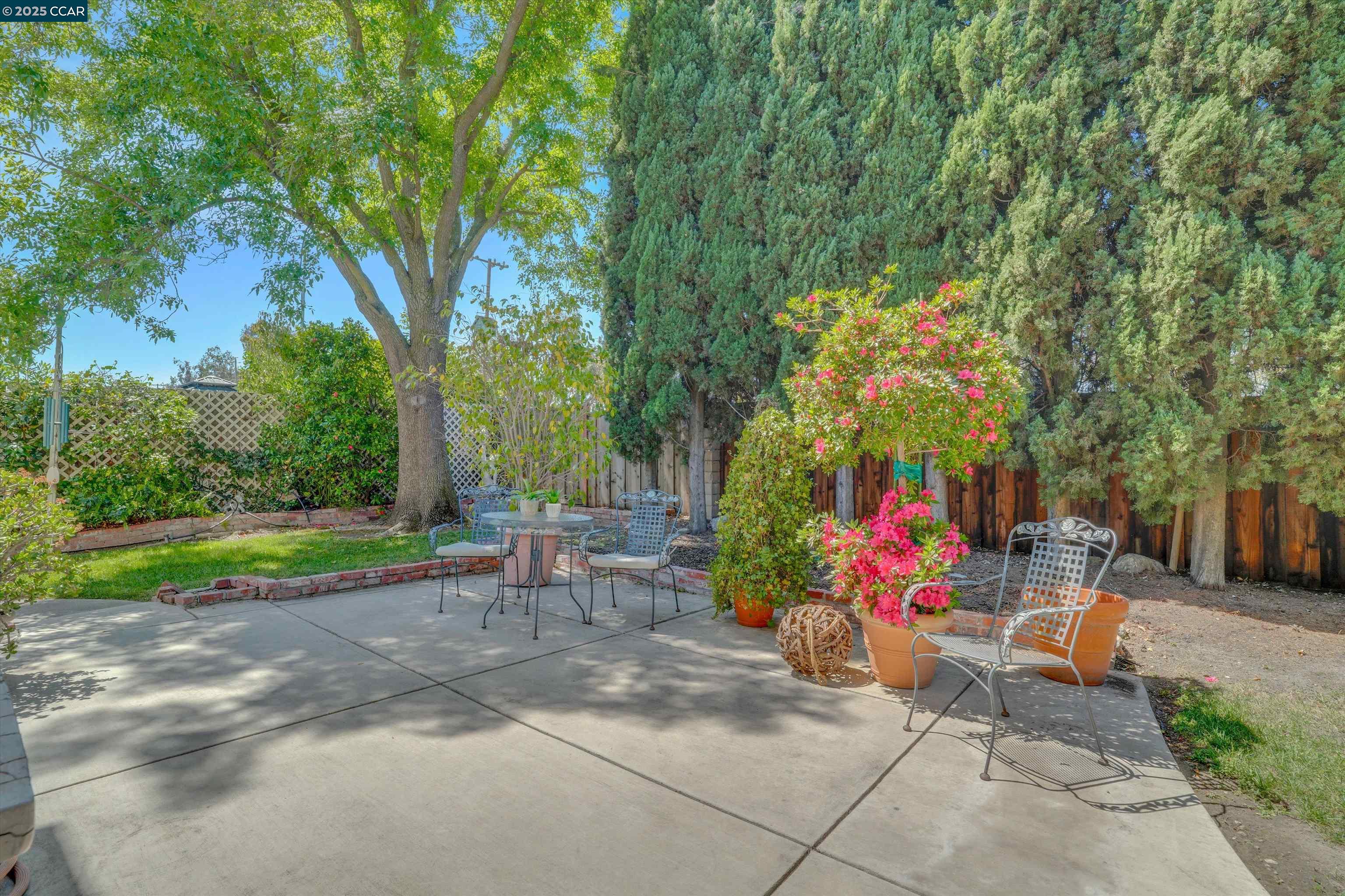 994 Almaden Cir