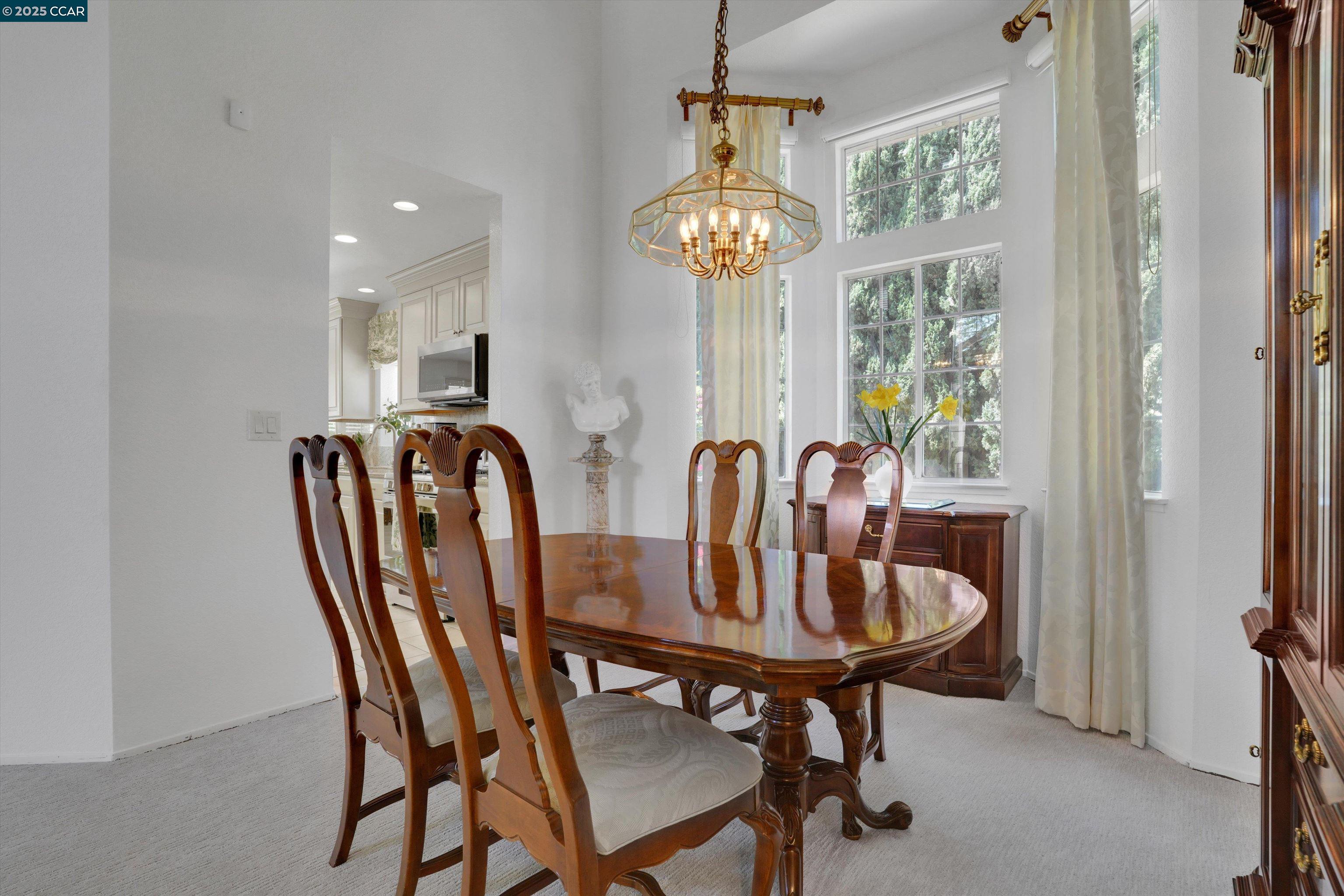 994 Almaden Cir