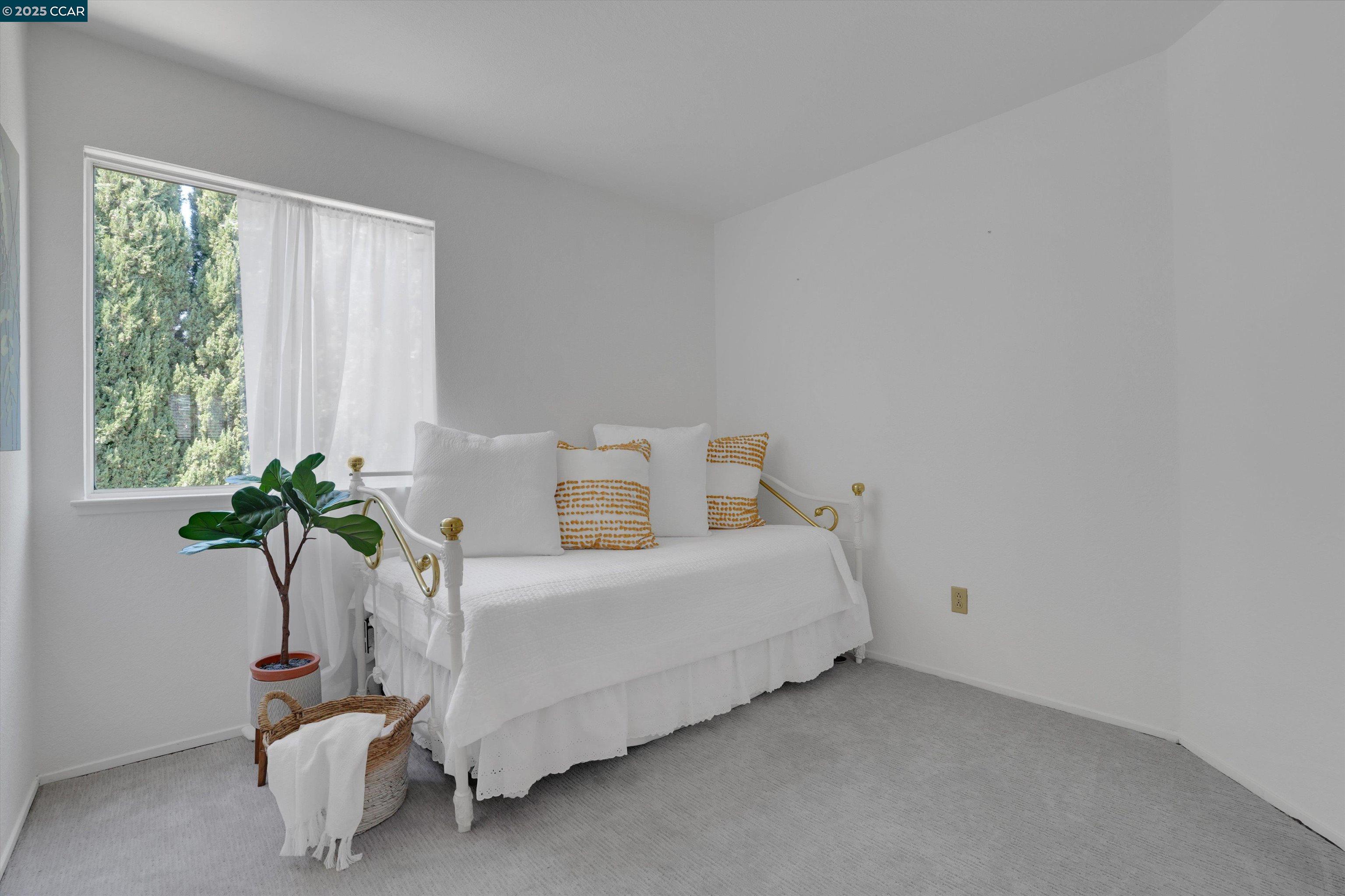 994 Almaden Cir