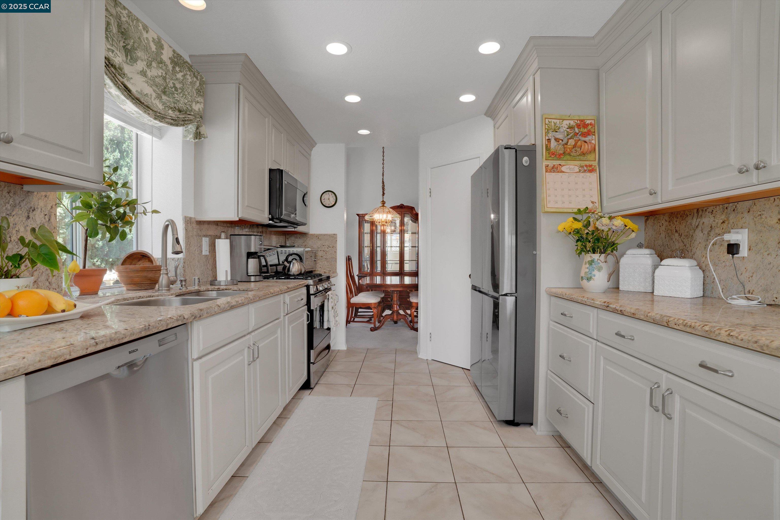 994 Almaden Cir
