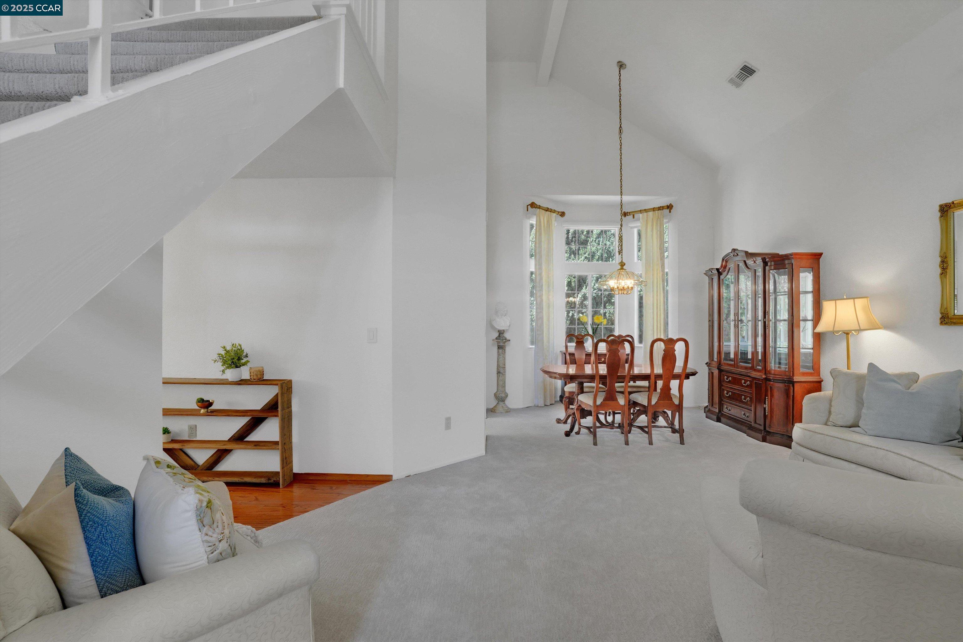 994 Almaden Cir