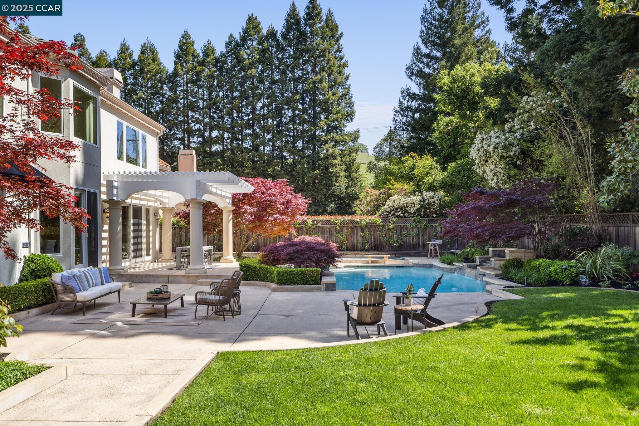 309 Iron Horse Ct