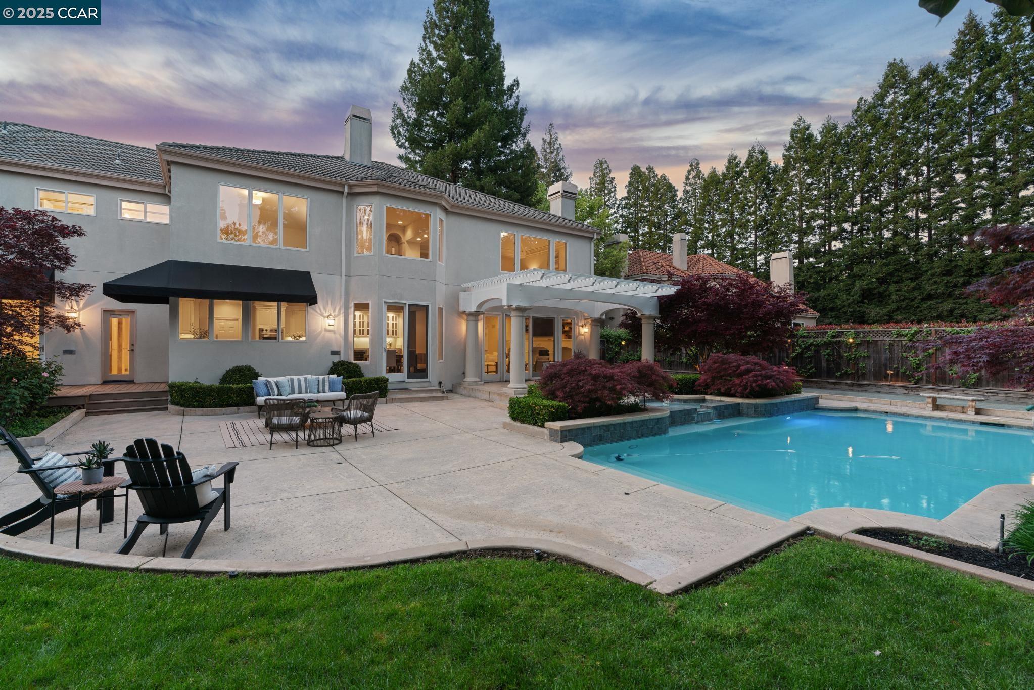 309 Iron Horse Ct
