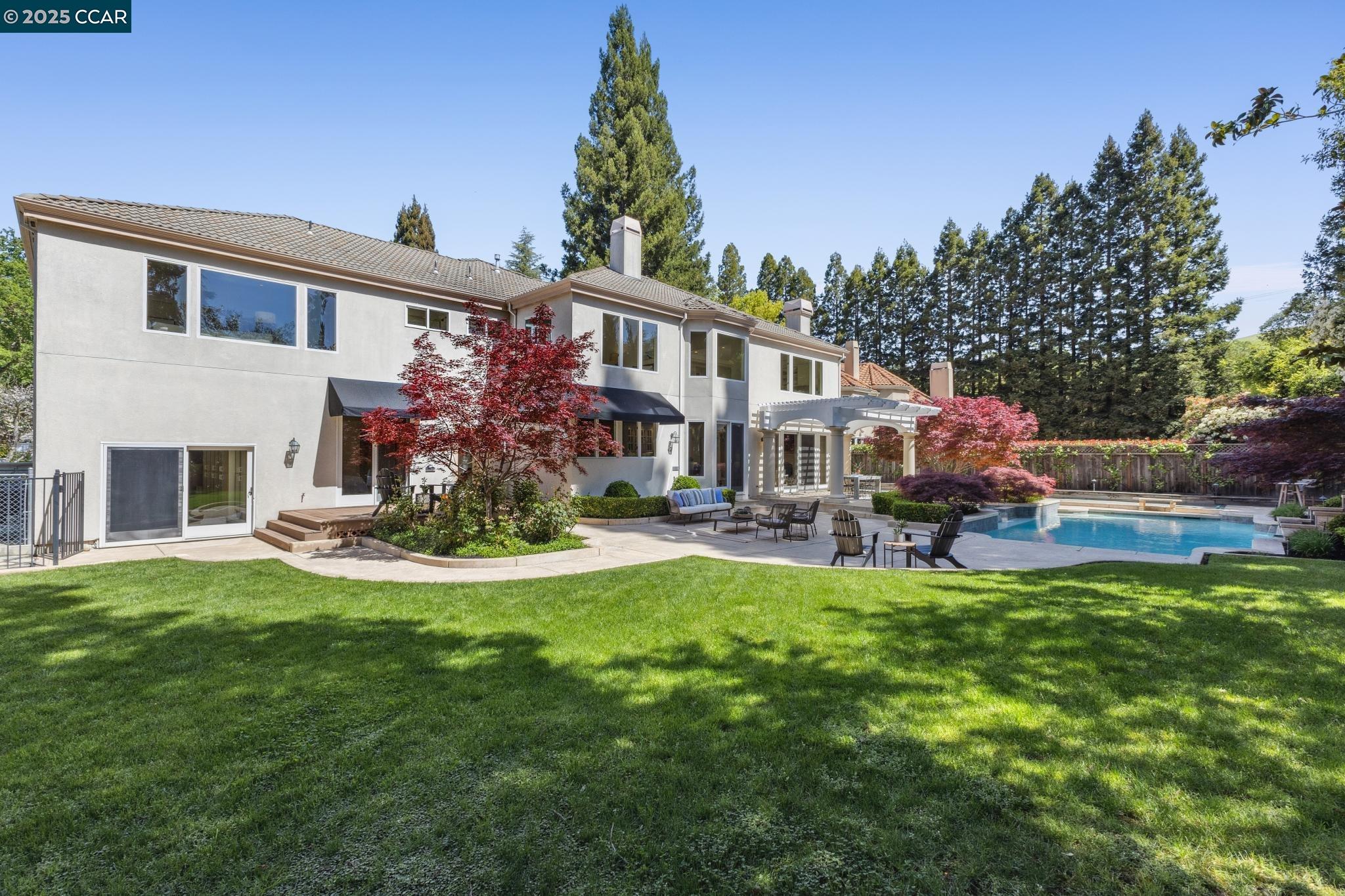 309 Iron Horse Ct