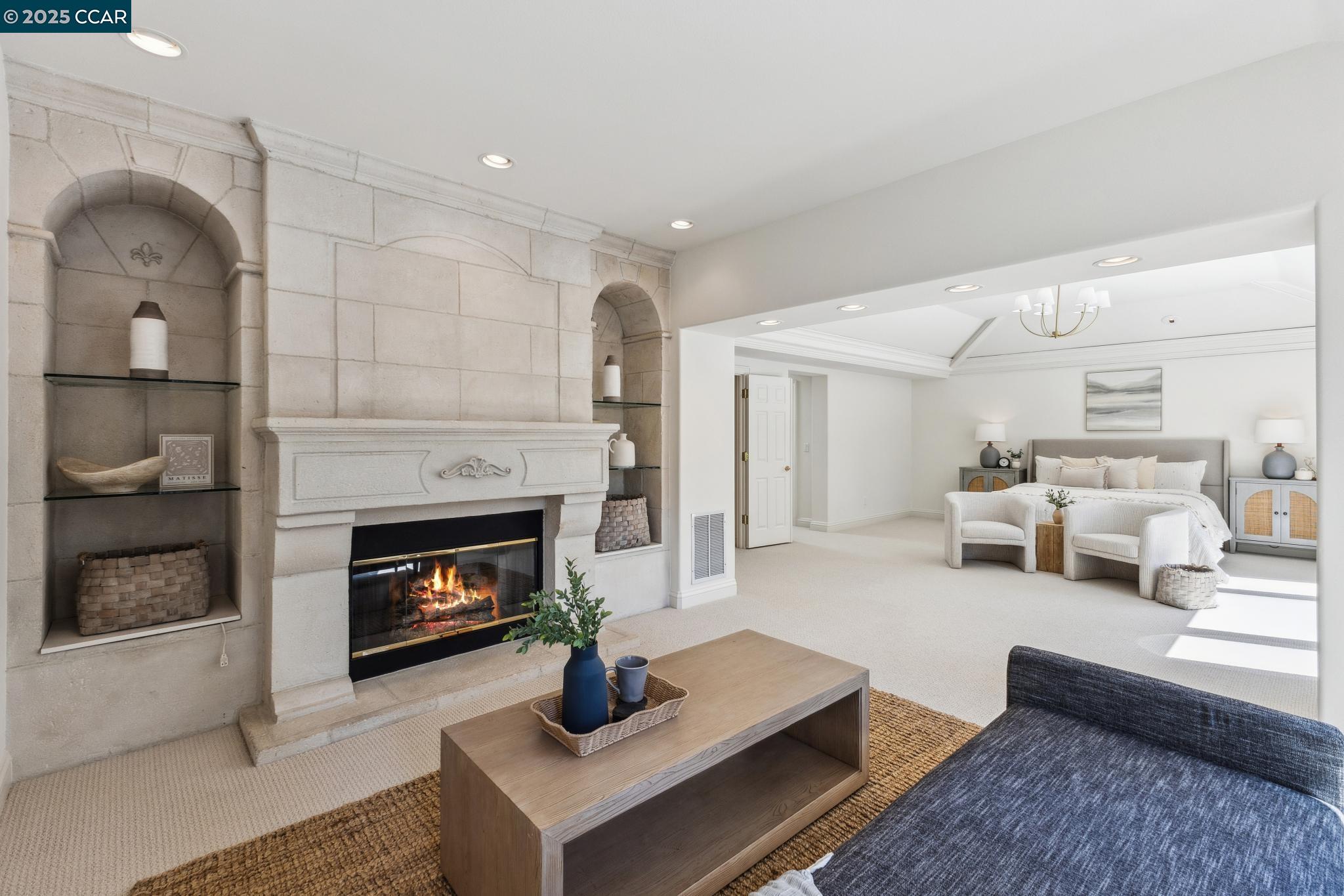 309 Iron Horse Ct