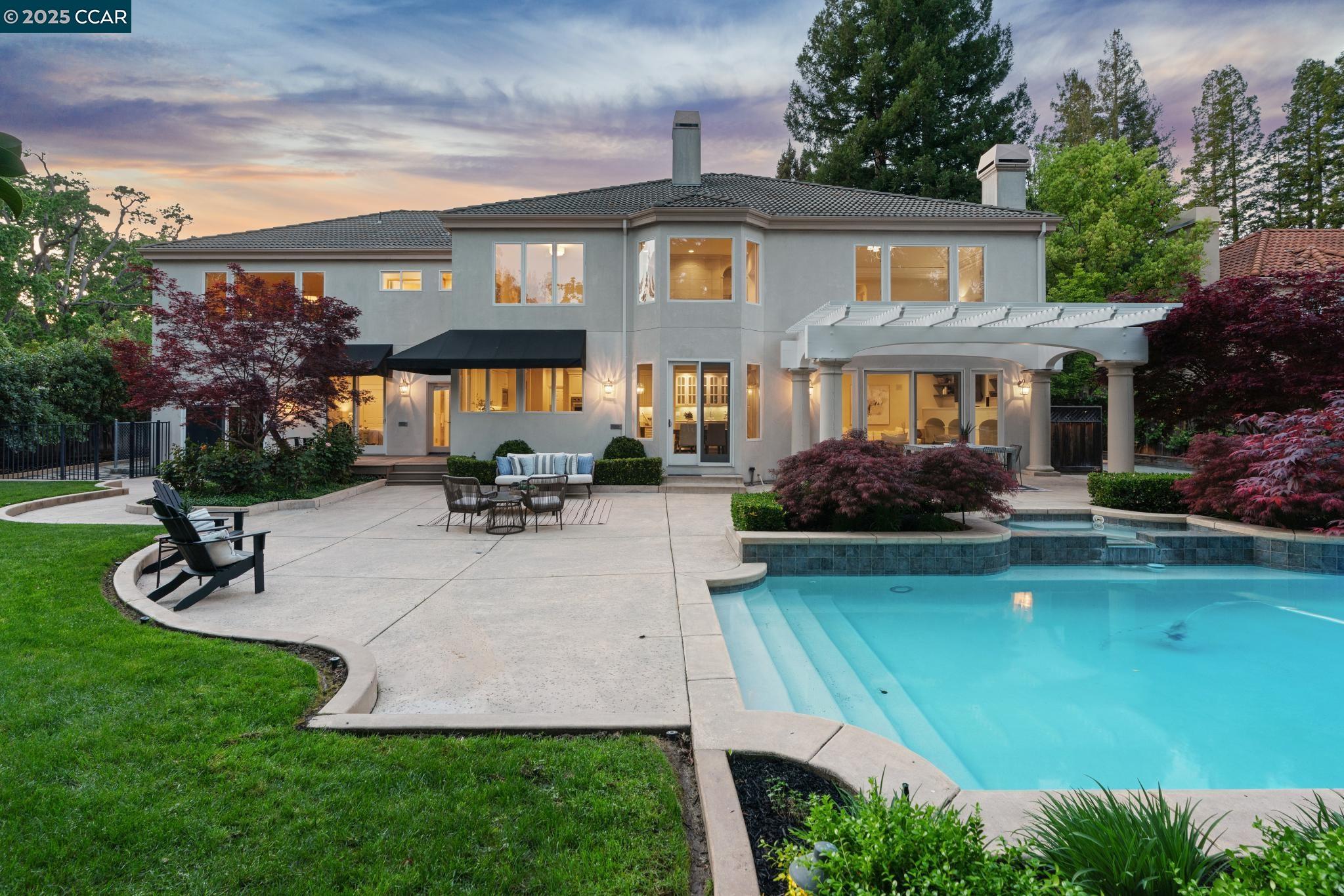 309 Iron Horse Ct