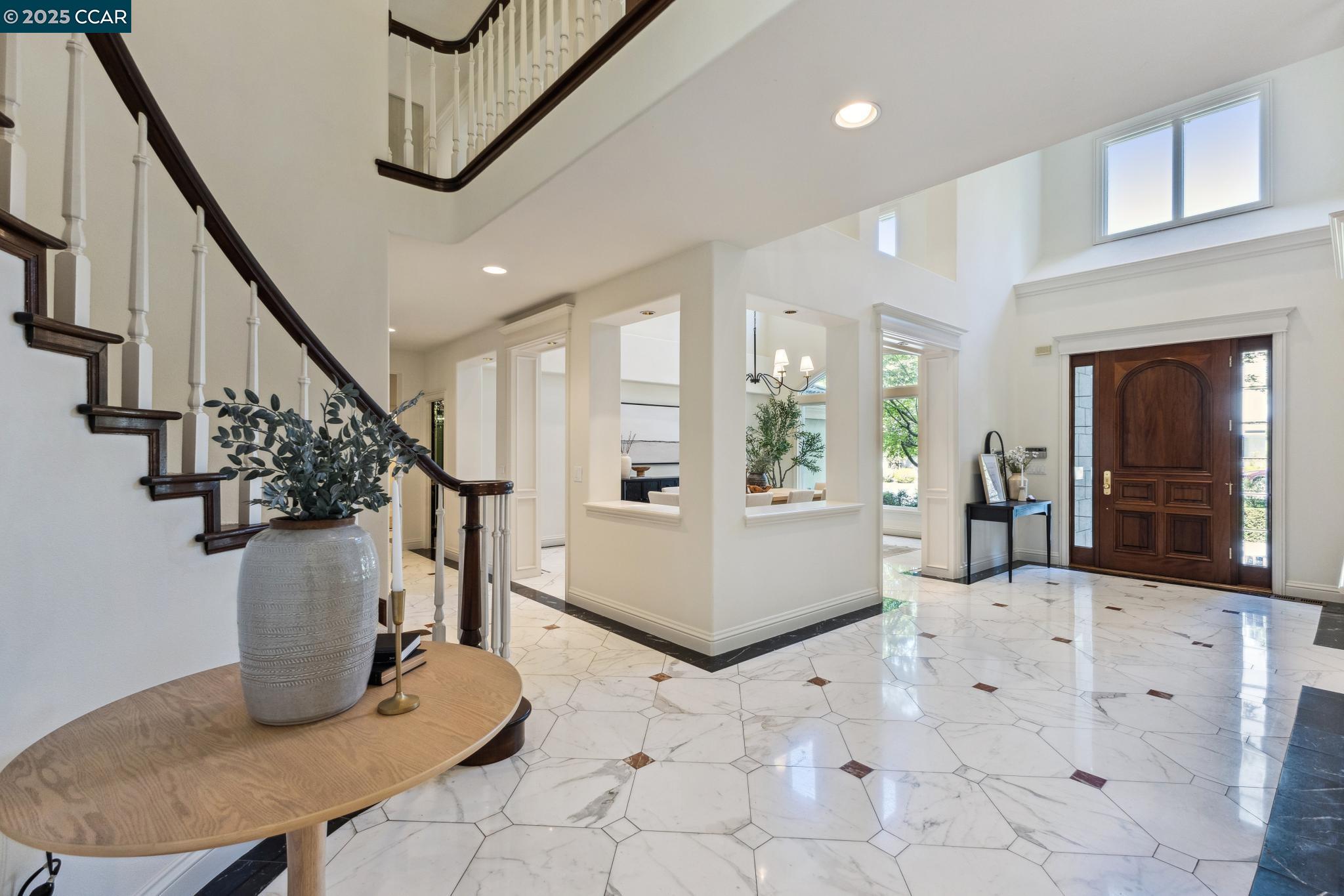 309 Iron Horse Ct