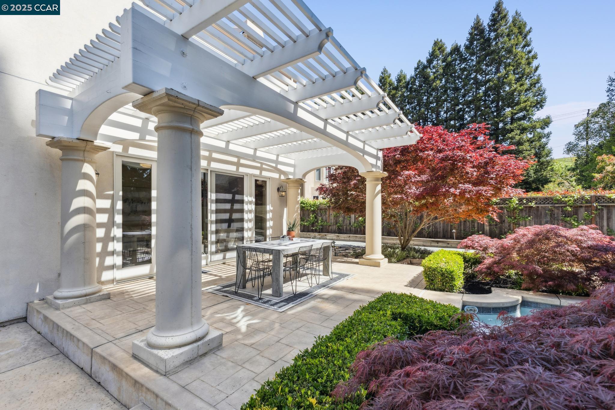 309 Iron Horse Ct