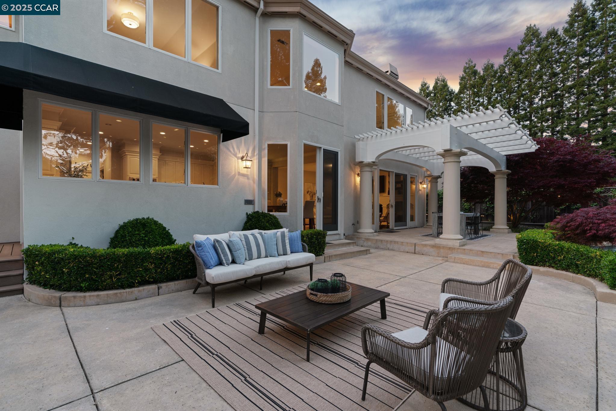 309 Iron Horse Ct