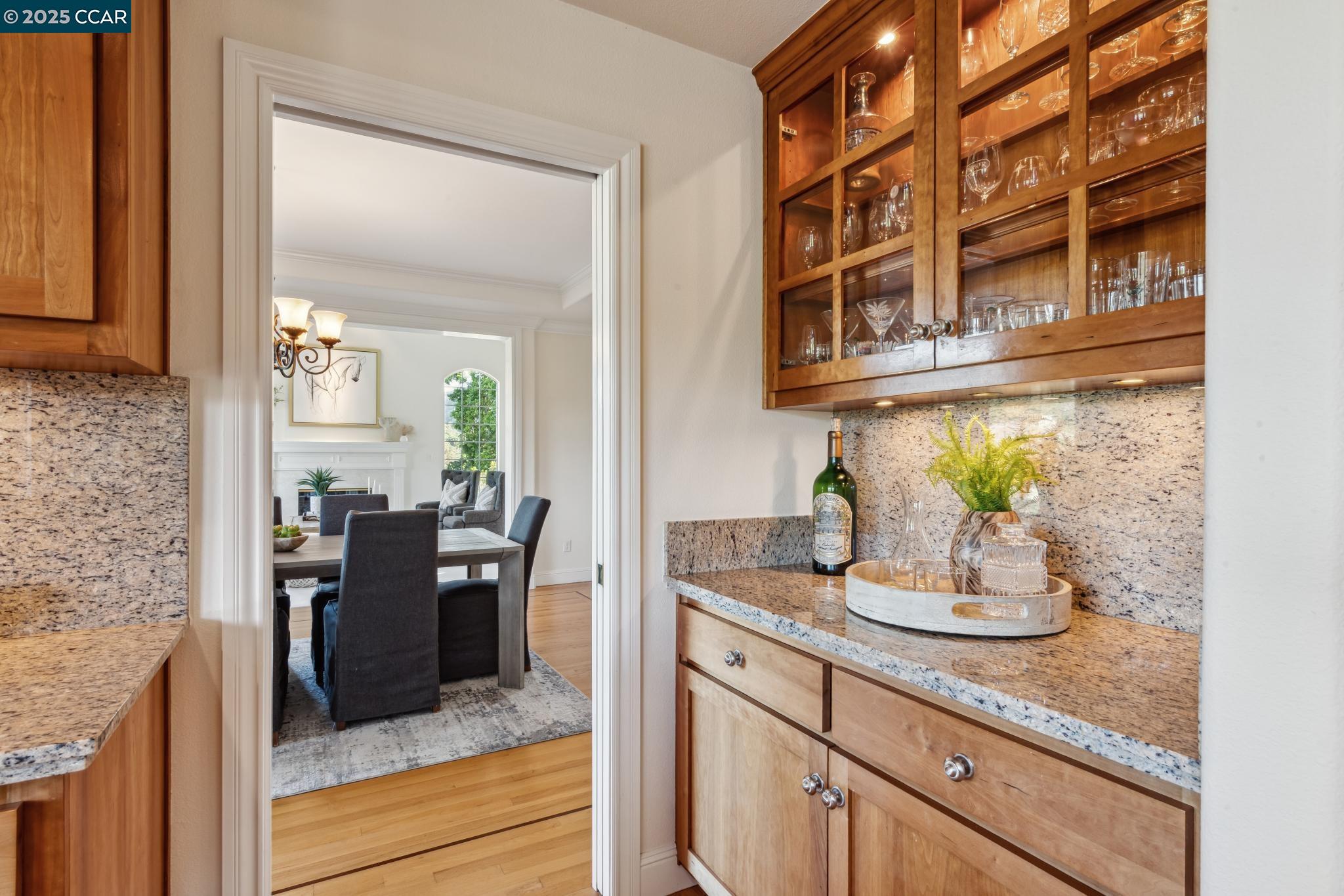 143 Stonehurst Ct