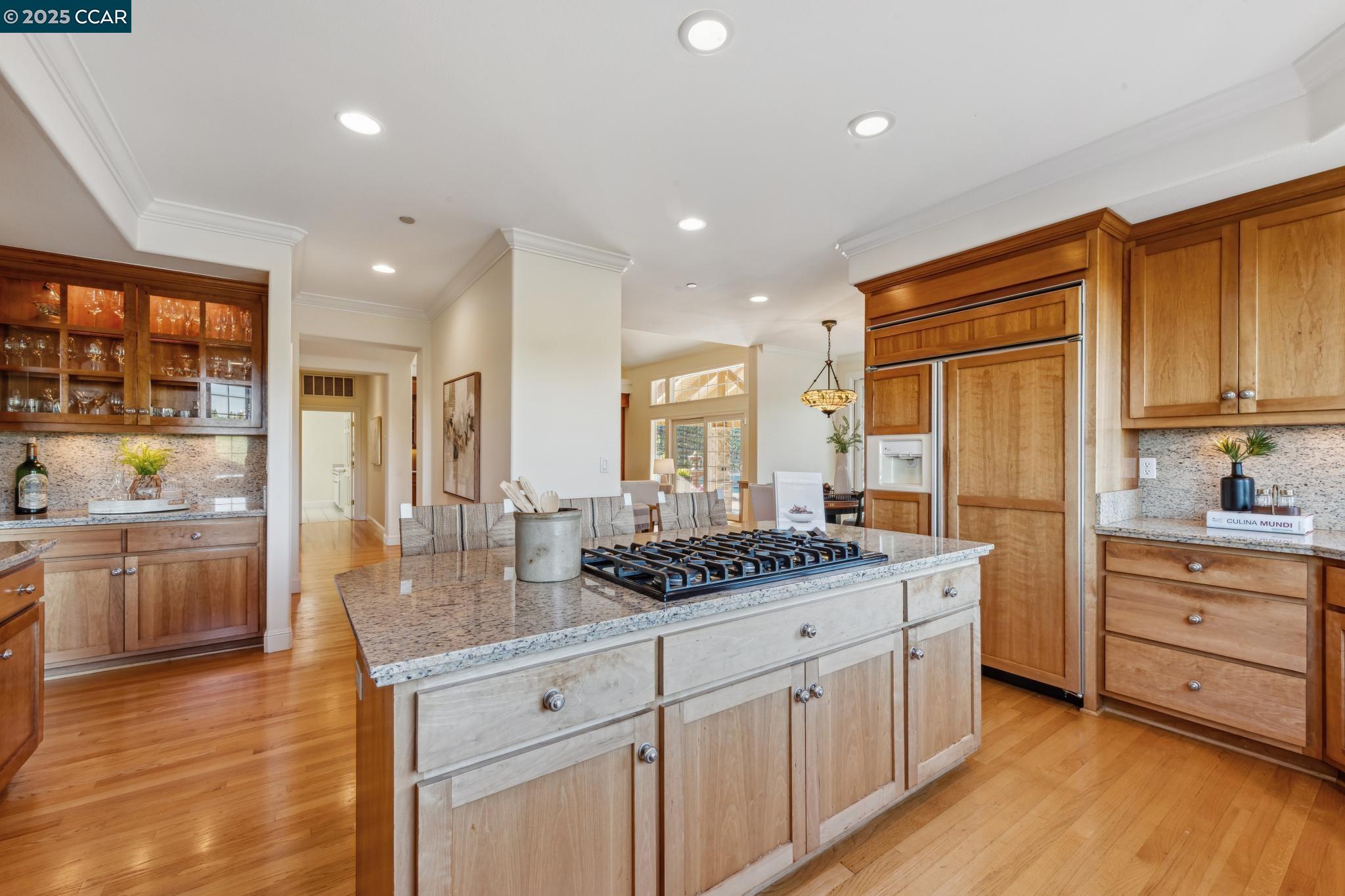143 Stonehurst Ct