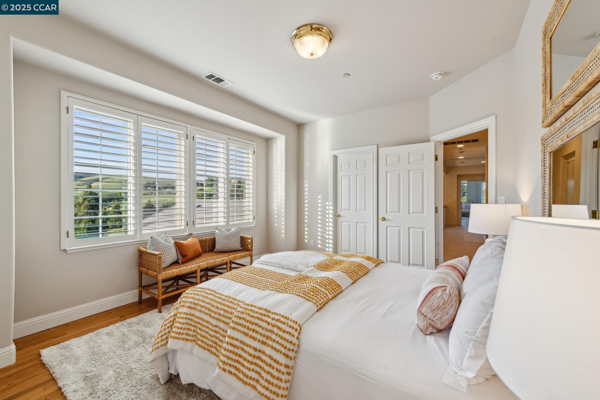 143 Stonehurst Ct