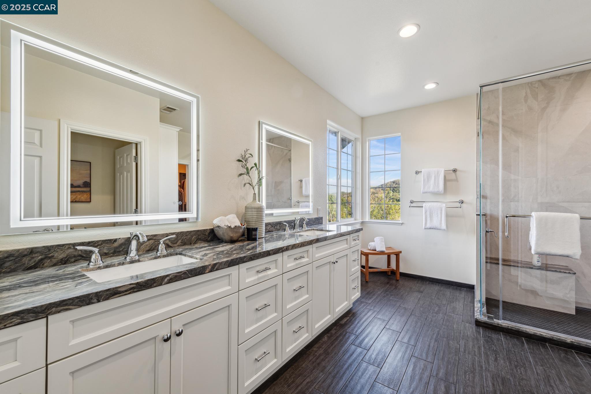 143 Stonehurst Ct