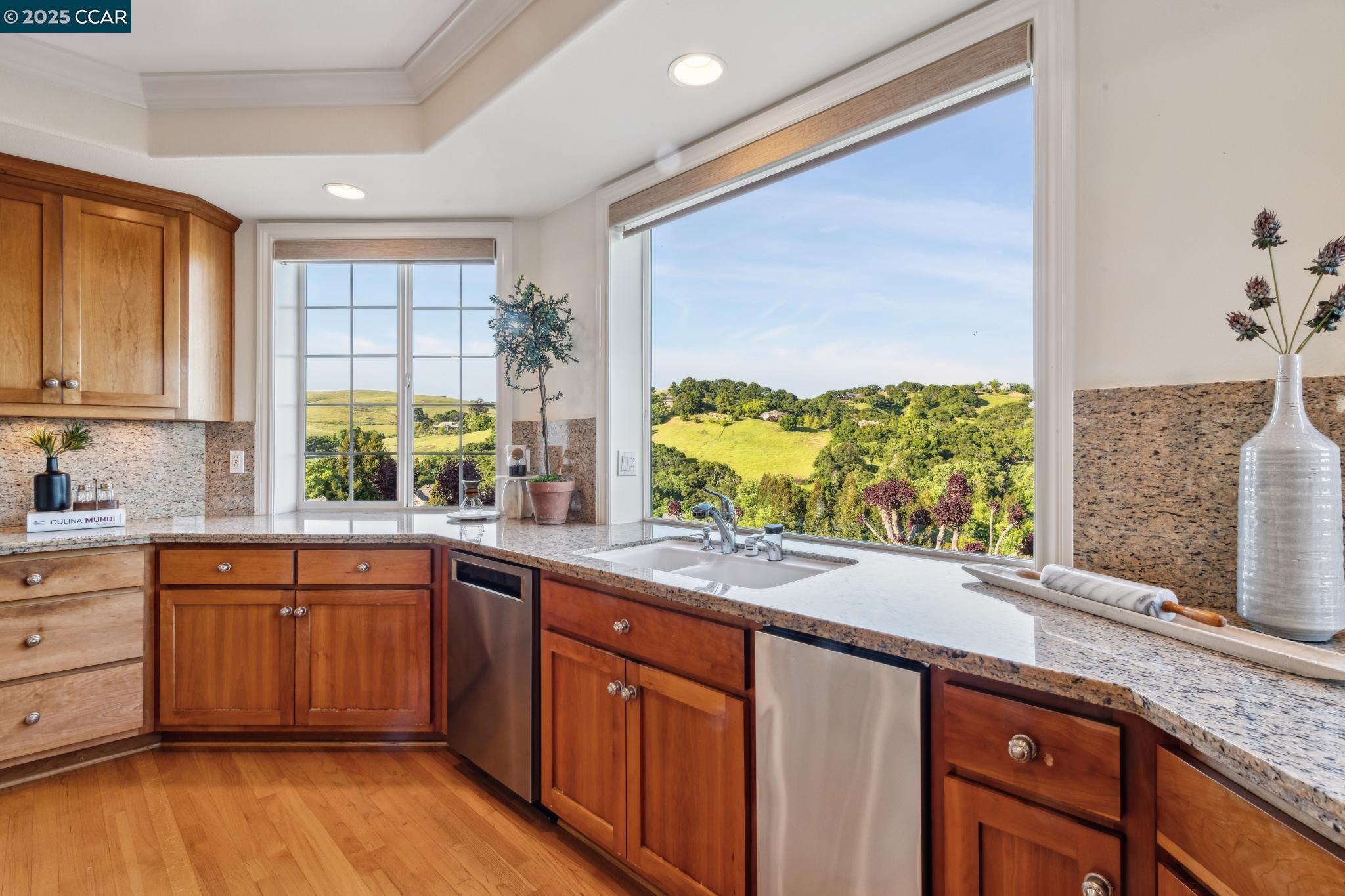 143 Stonehurst Ct