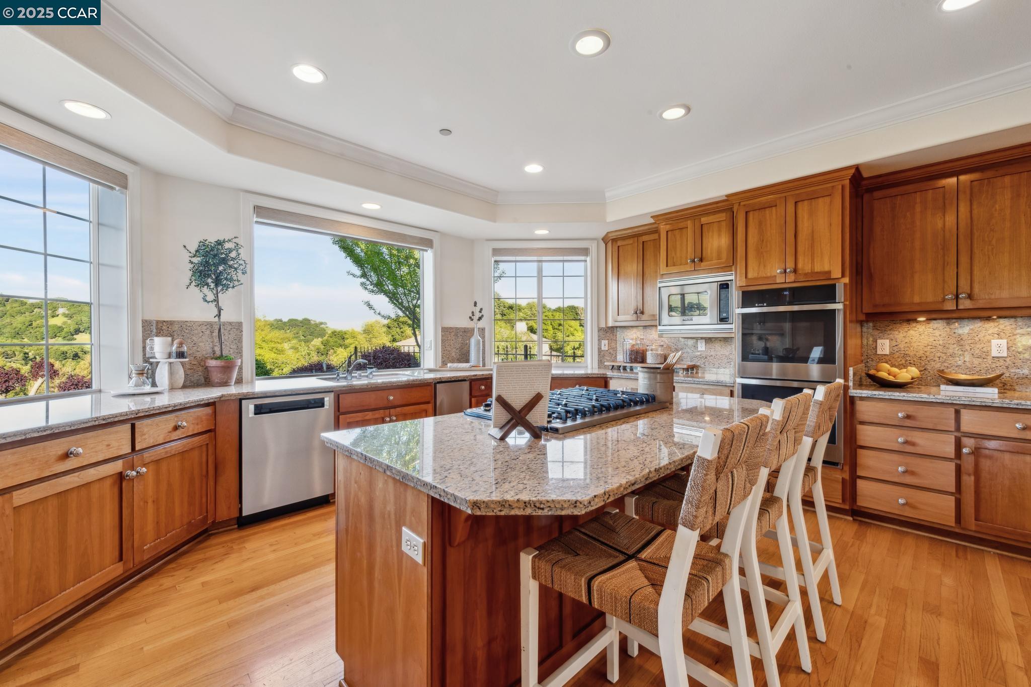 143 Stonehurst Ct